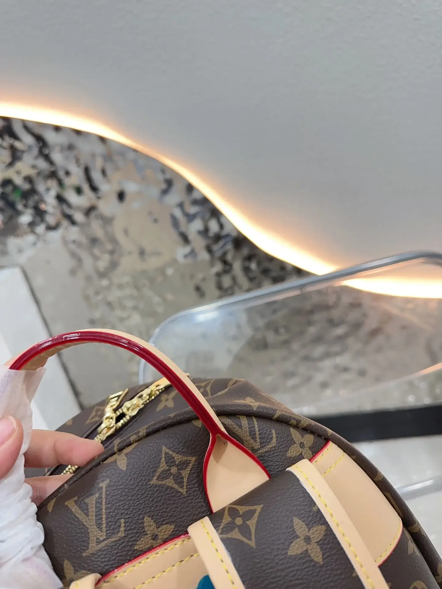 Louis new arrival backpack bag size: 33*41cm - image 8