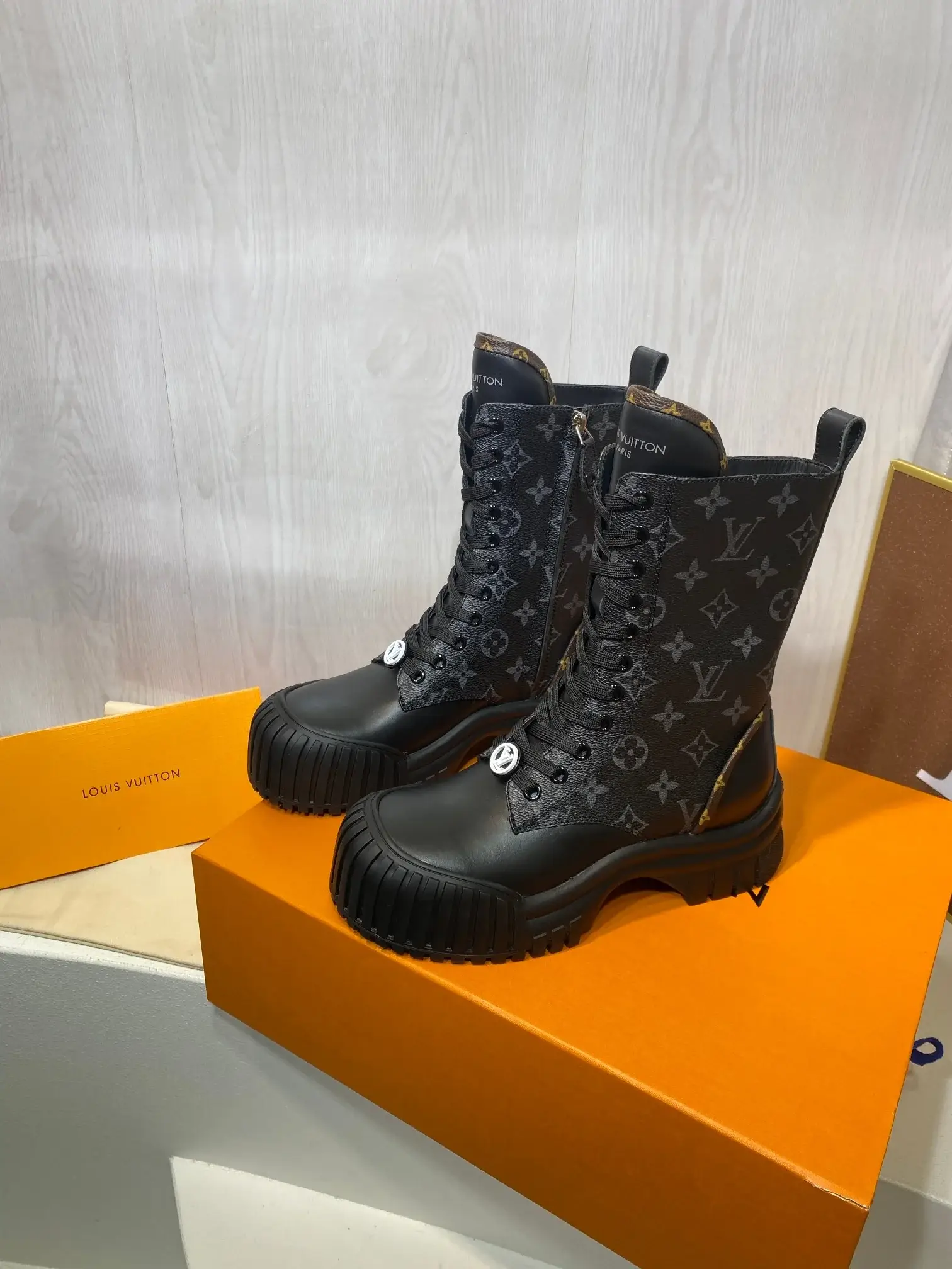 Louis new arrival boots - image 4