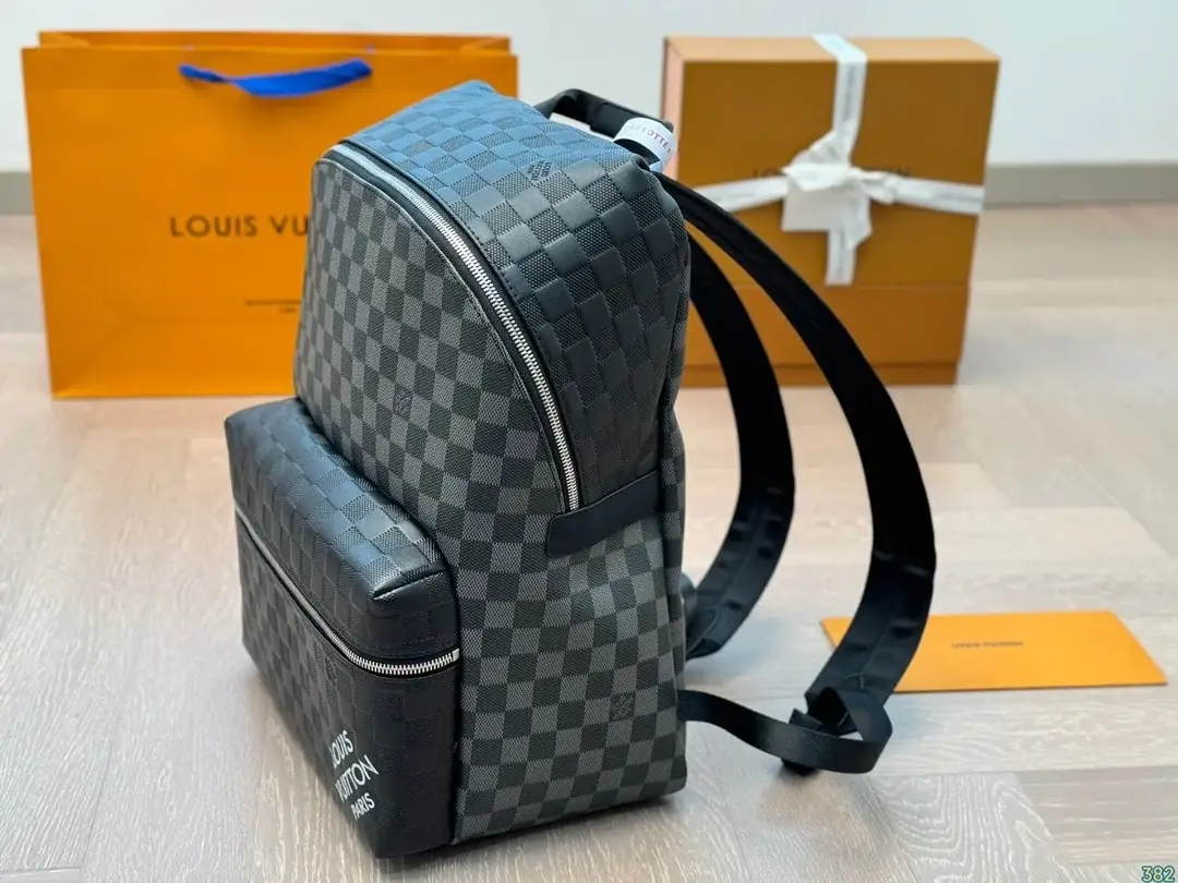 Louis new arrival men backpack bag size: 28*36 cm - image 7