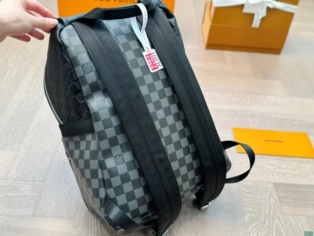 Louis new arrival men backpack bag size: 28*36 cm - image 8
