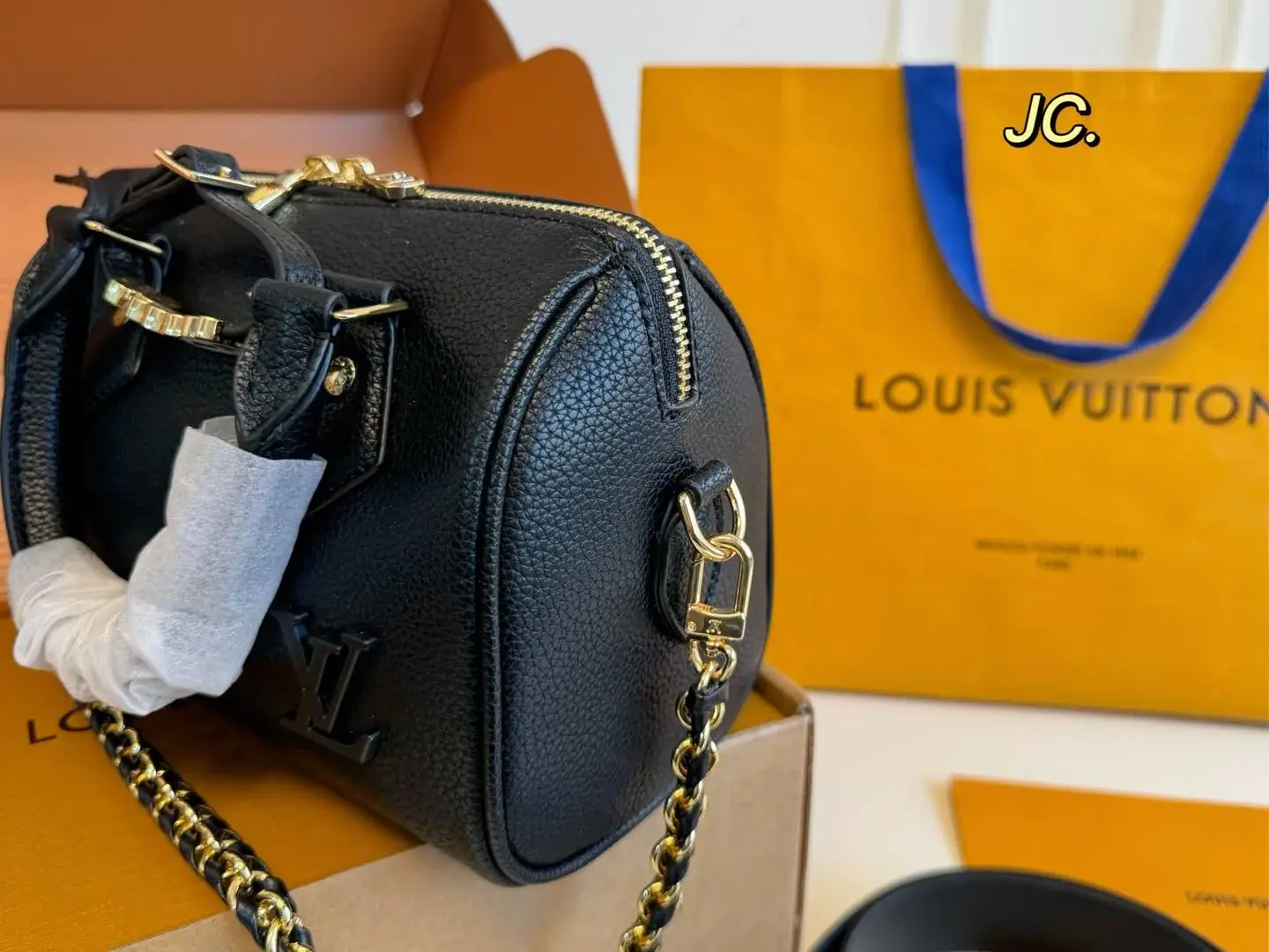 Louis new arrival speedy bag size: 20*15 cm - image 13