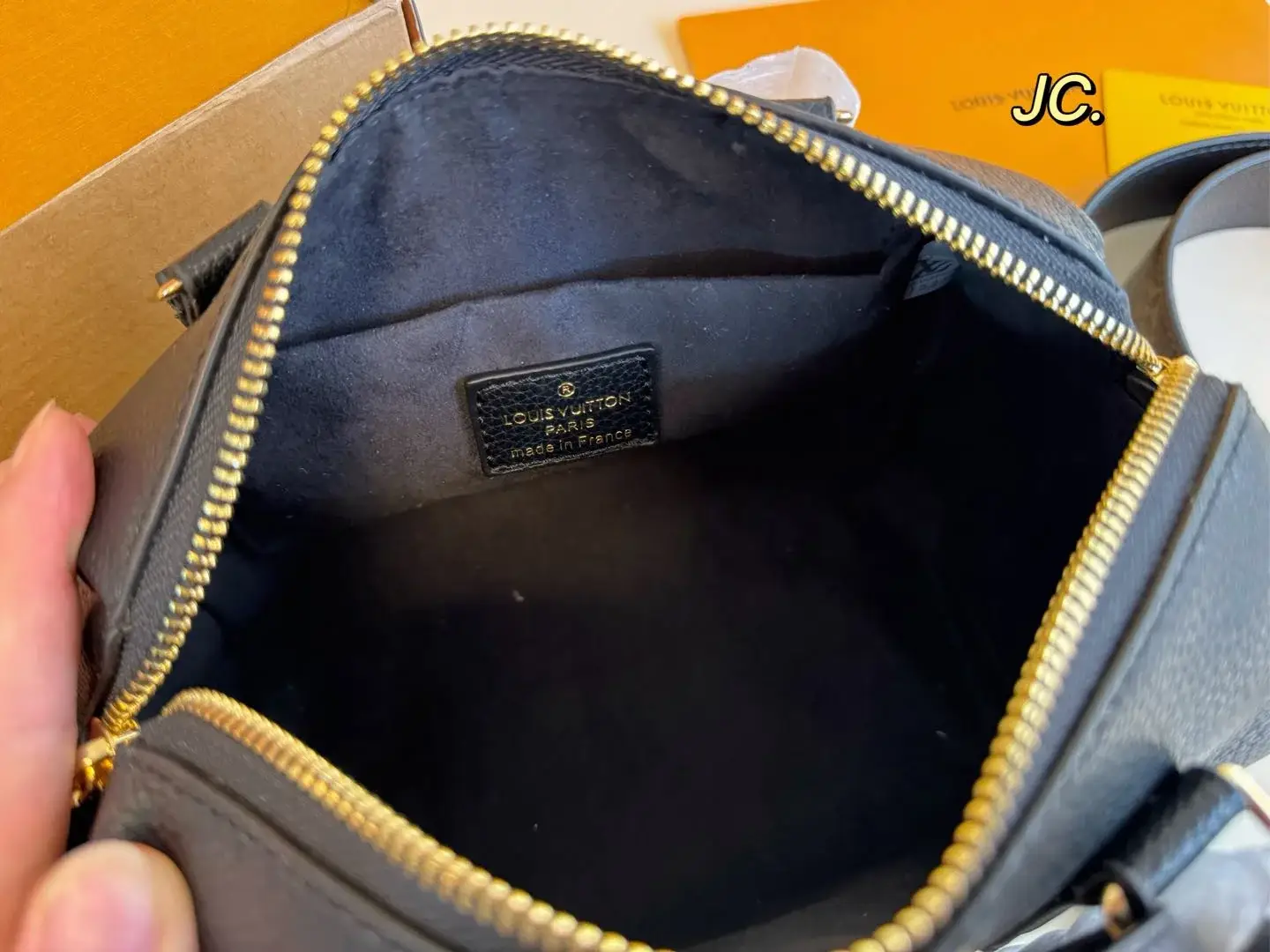 Louis new arrival speedy bag size: 20*15 cm - image 15
