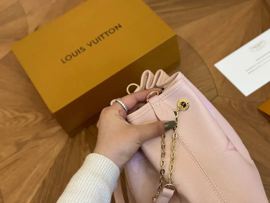Louis new arrival summer bucket bag size: 29*22cm - image 2