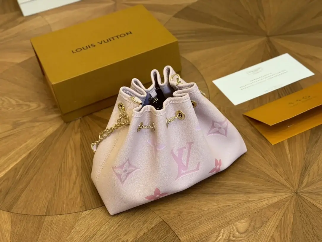 Louis new arrival summer bucket bag size: 29*22cm - image 3