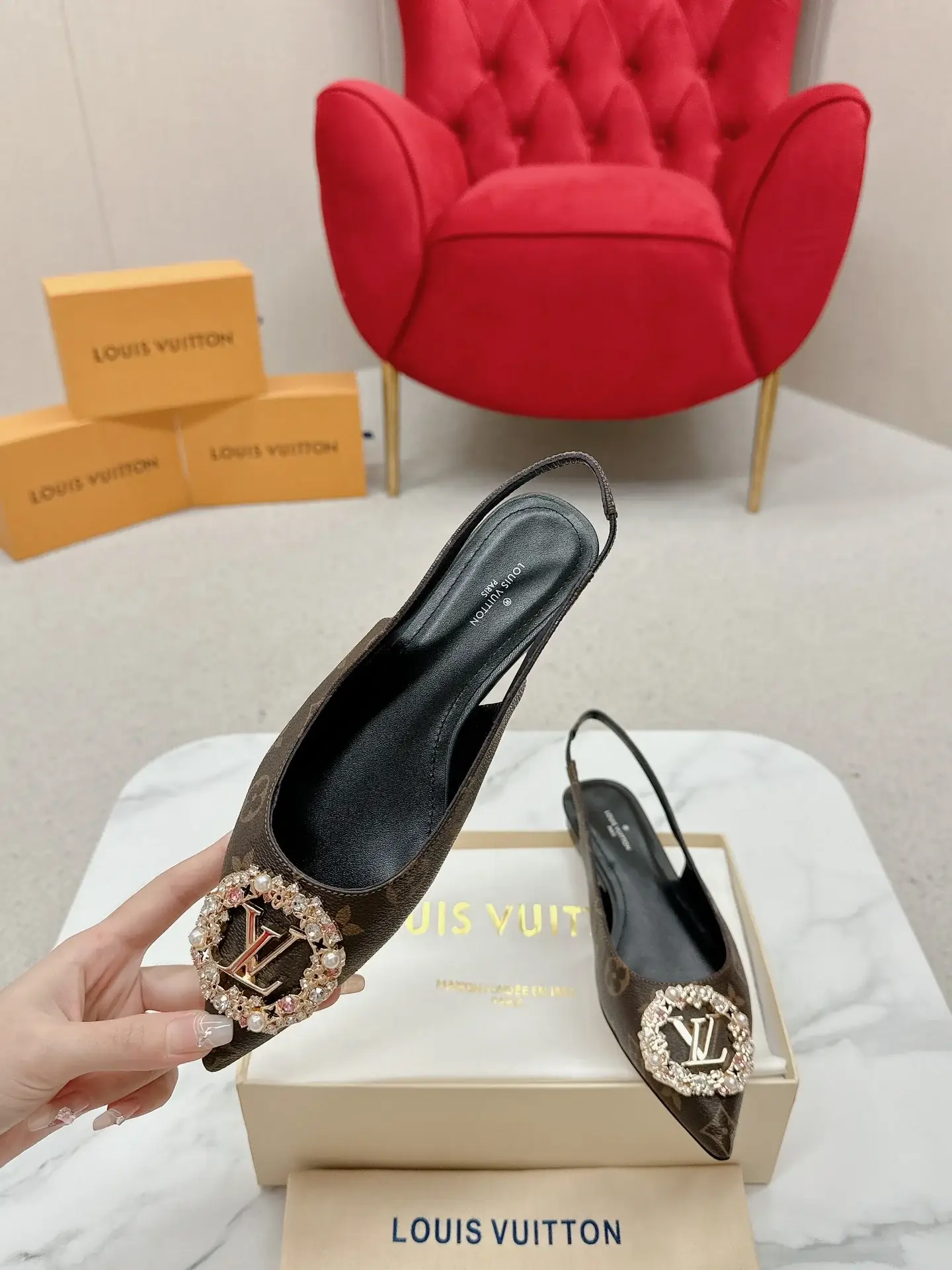 Louis new arrival women shoes - image 14