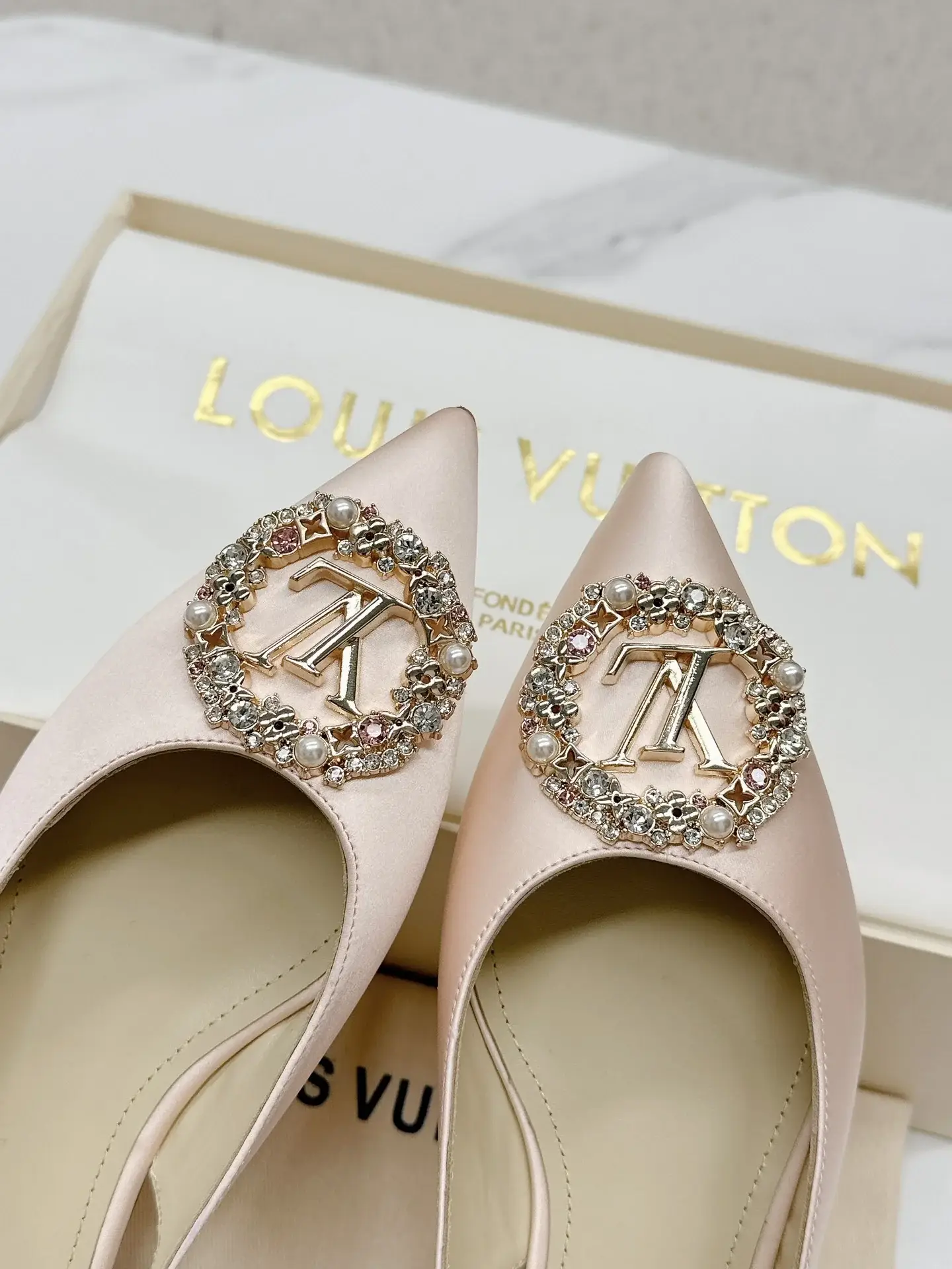 Louis new arrival women shoes - image 21