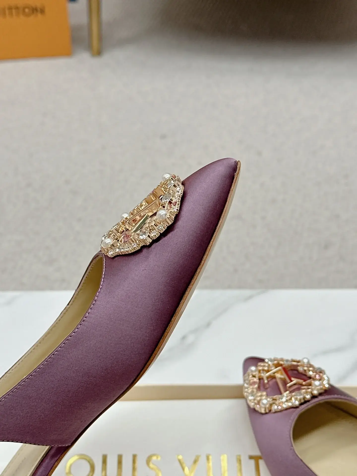 Louis new arrival women shoes - image 22