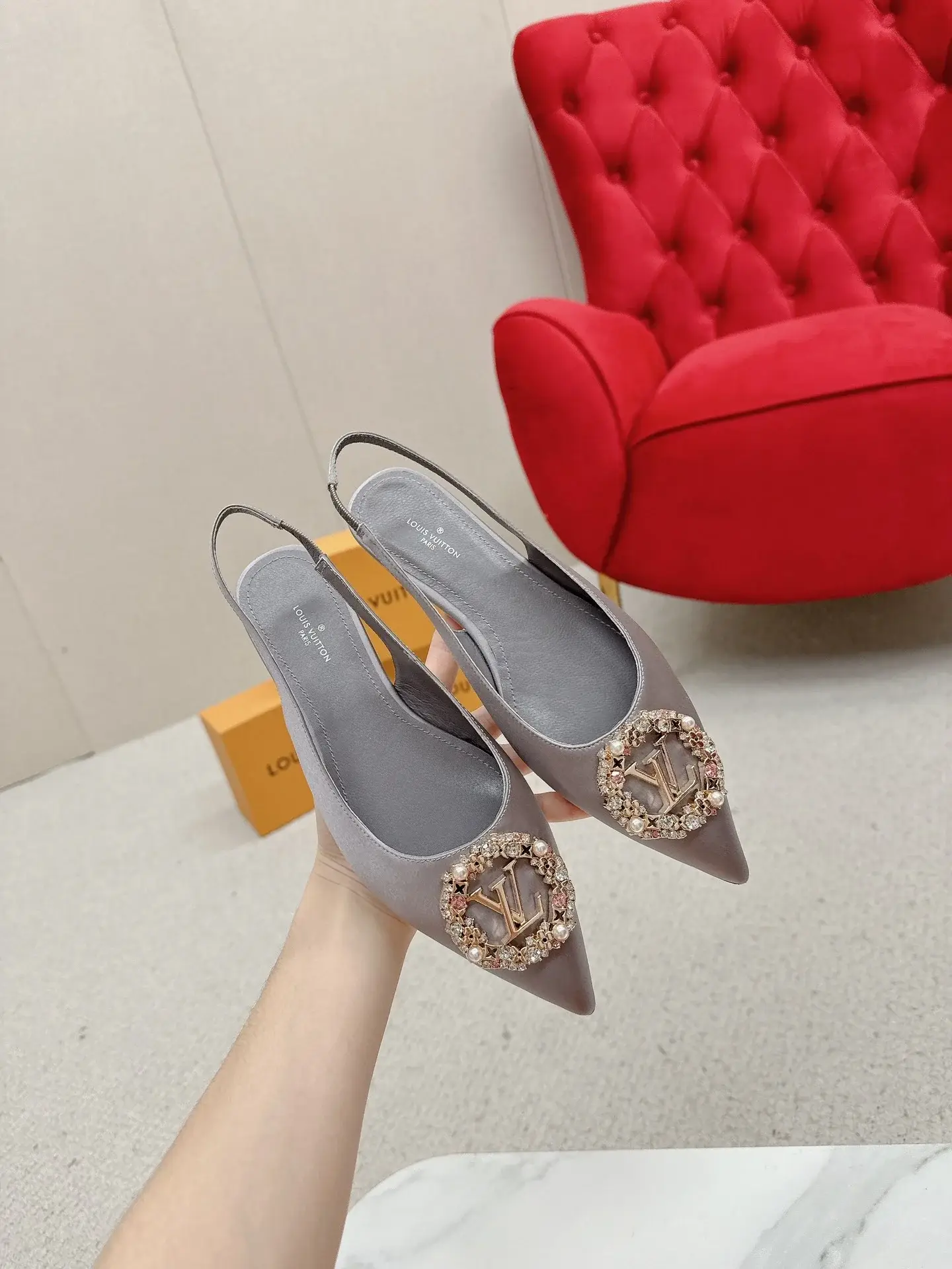 Louis new arrival women shoes - image 3