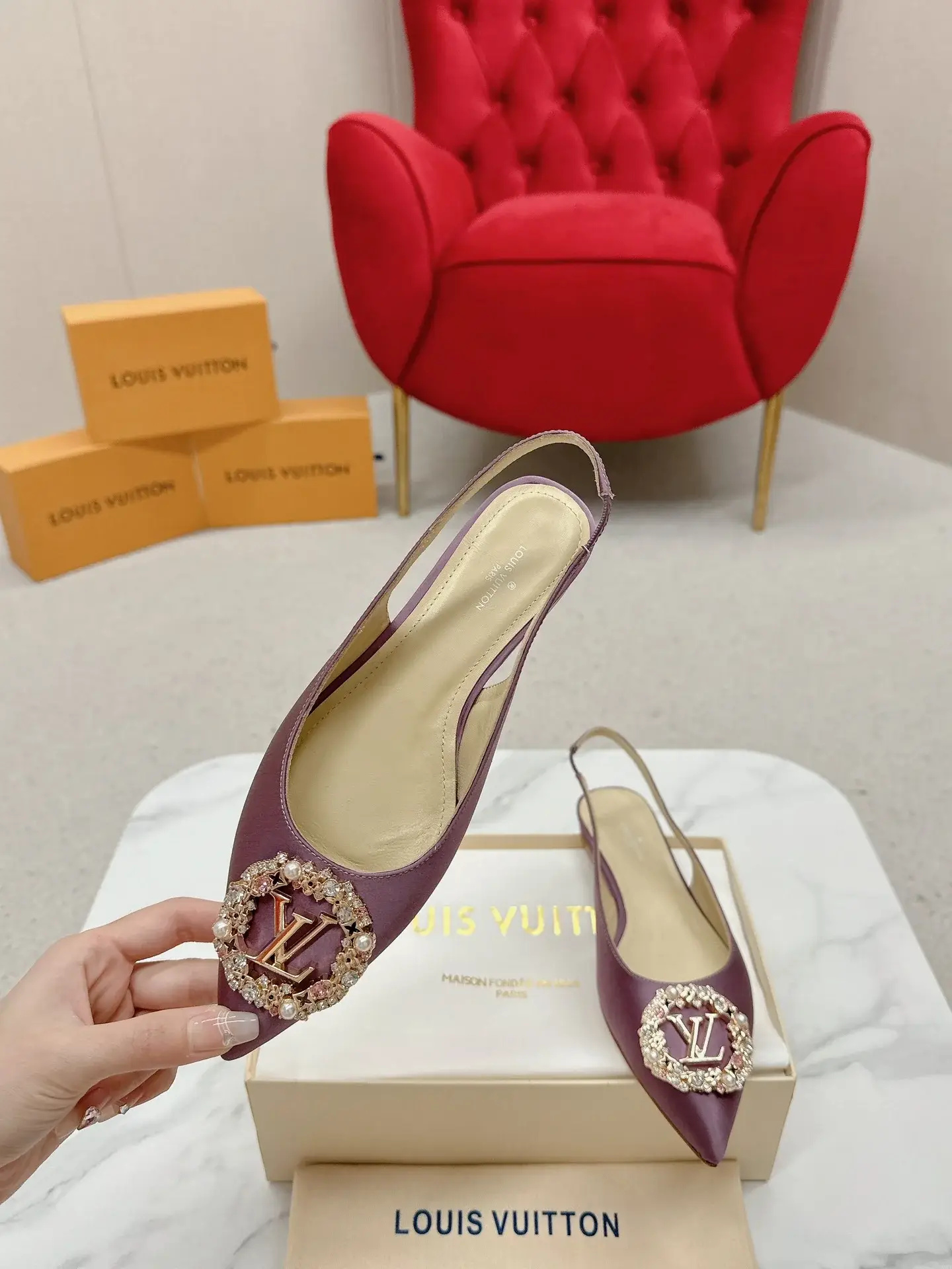 Louis new arrival women shoes - image 9