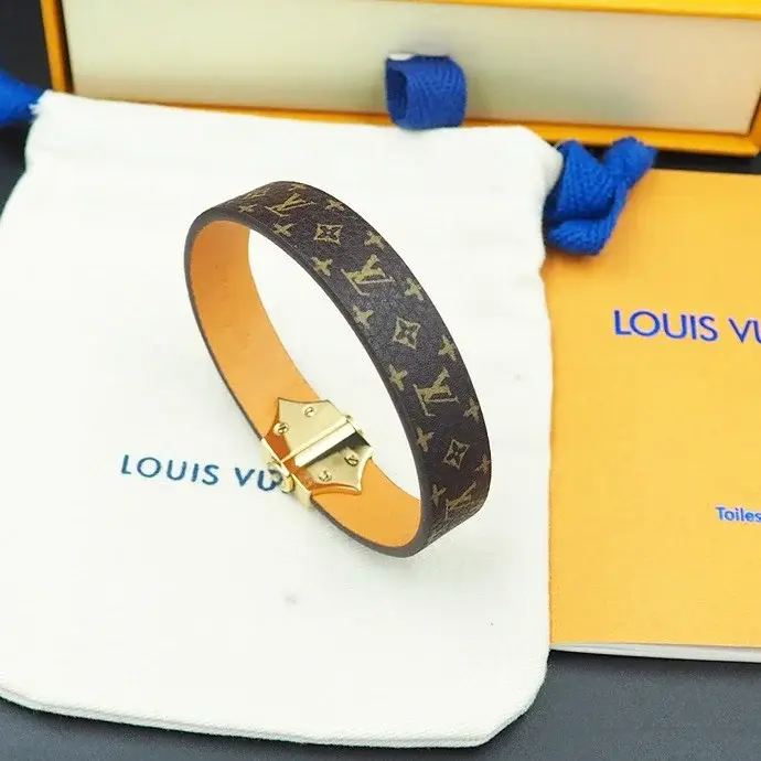 Lv New Arrival Bracelet 0014 - image 5