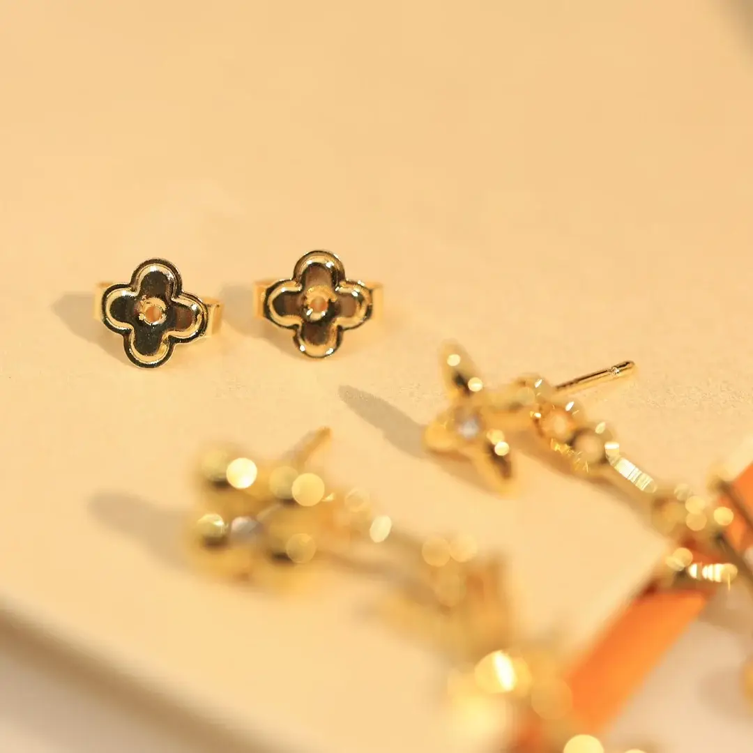 Lv New Arrival Earring 0001 - image 3