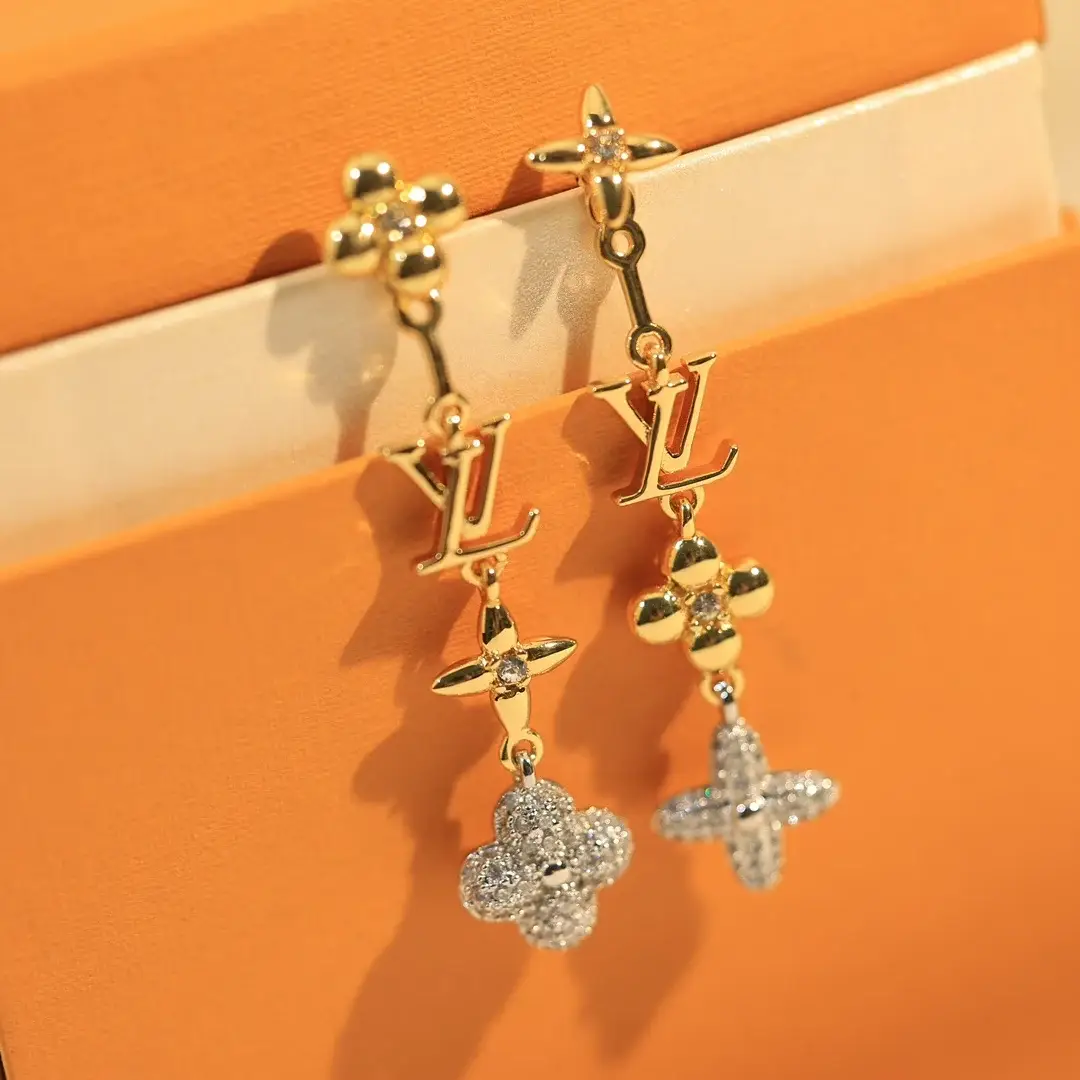 Lv New Arrival Earring 0001 - image 7