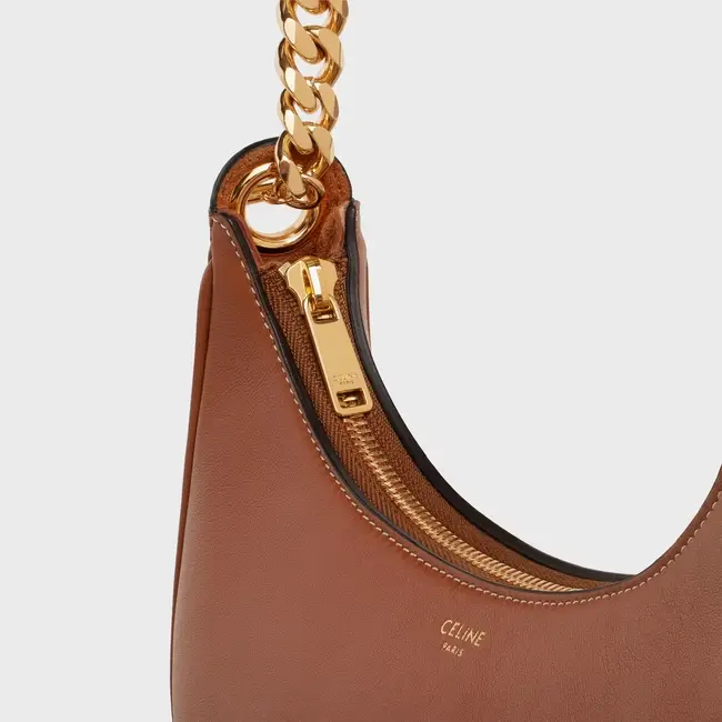 MEDIUM AVA CHAIN IN SMOOTH CALFSKIN TAN - image 3