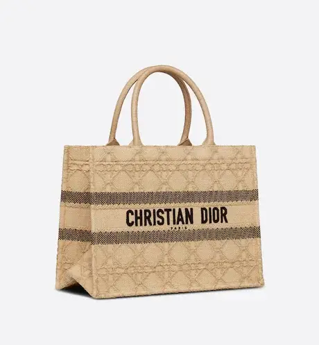 MEDIUM D BOOK TOTE Natural Cannage Raffia (36 x 27.5 x 16.5 cm) - image 1