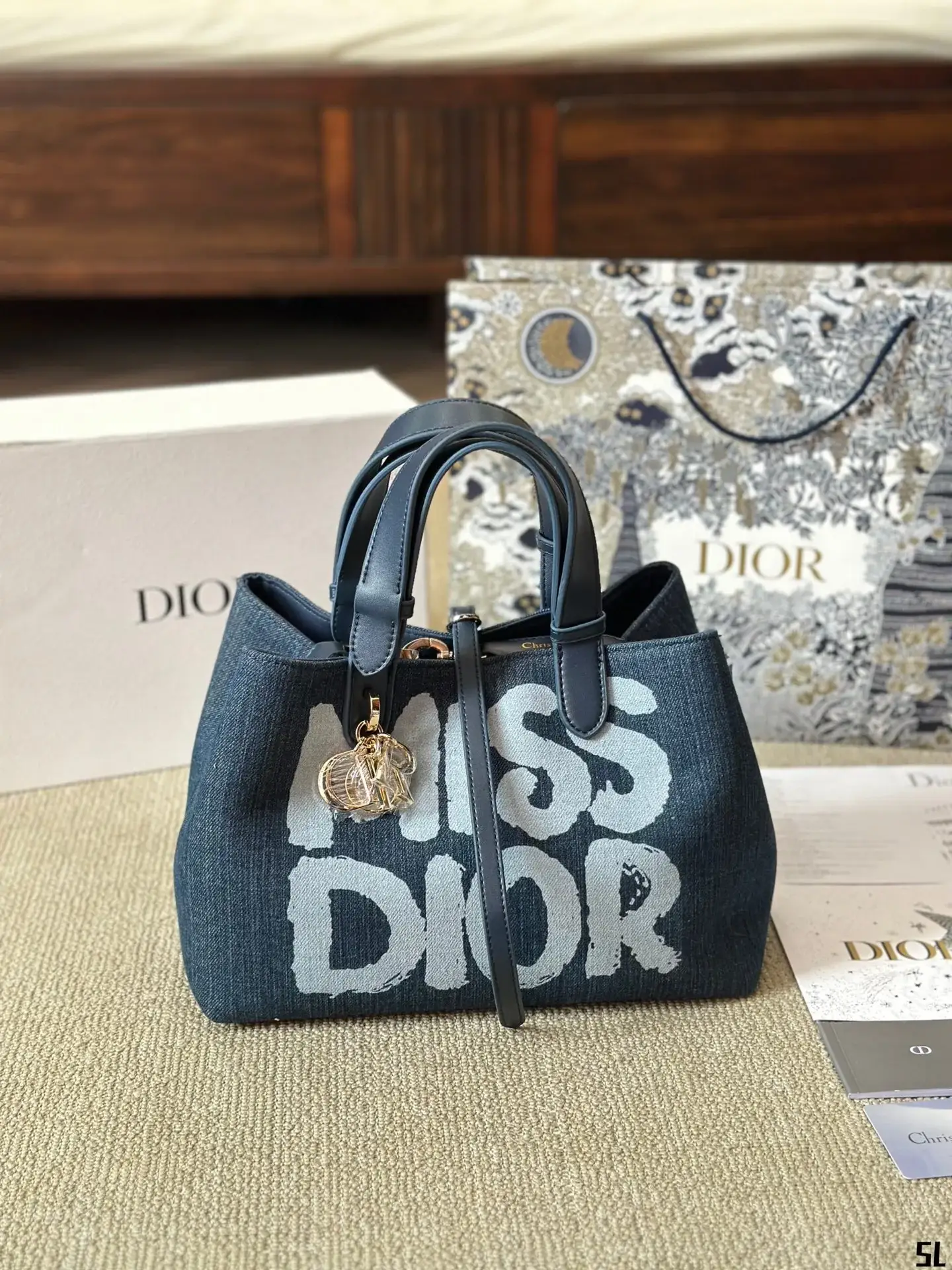 Miss D Toujours new arrival tote bag size: 30*20 cm - image 1