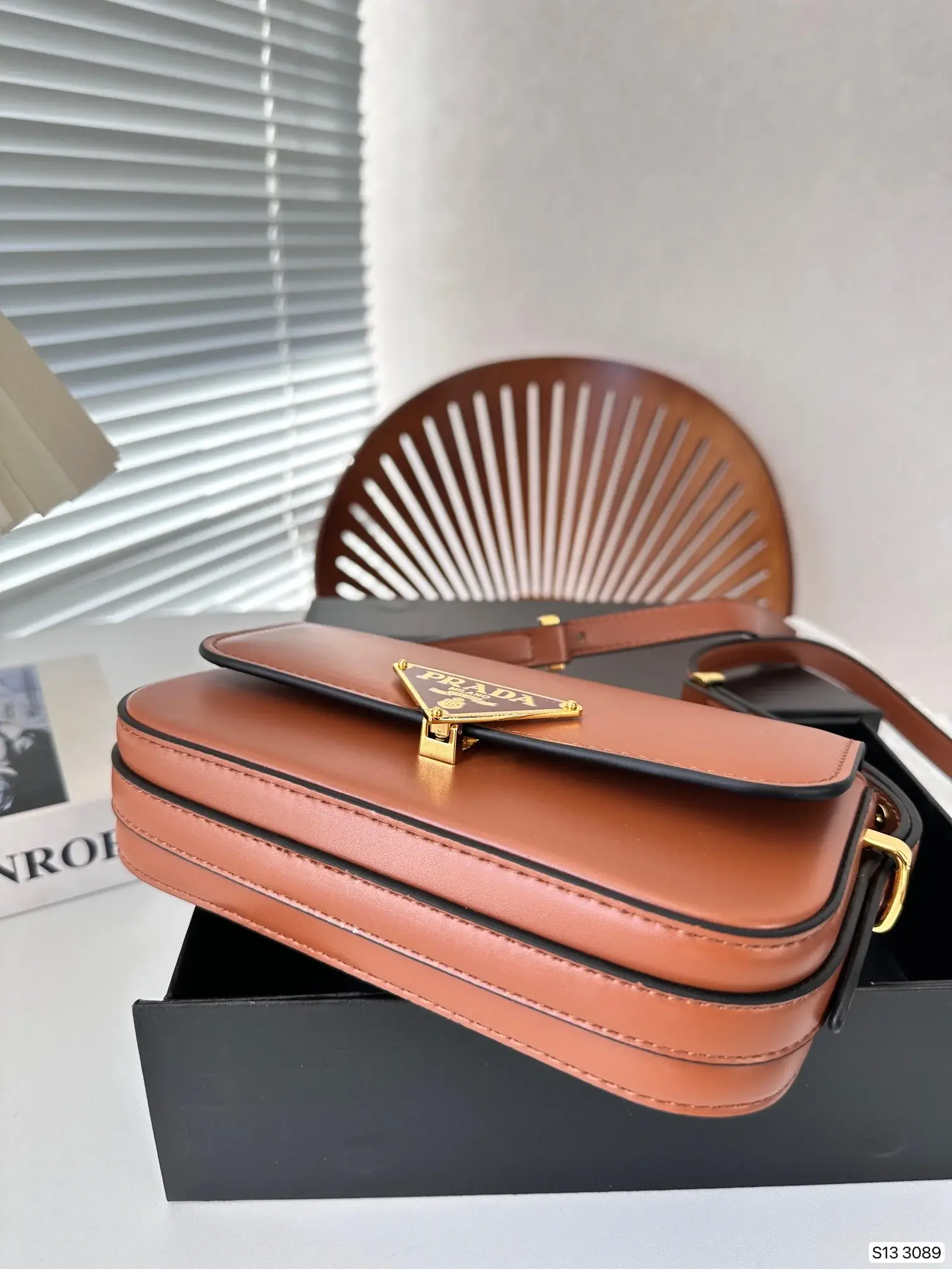 PRA Soft Calf women handbag size : 21*12 cm - image 9