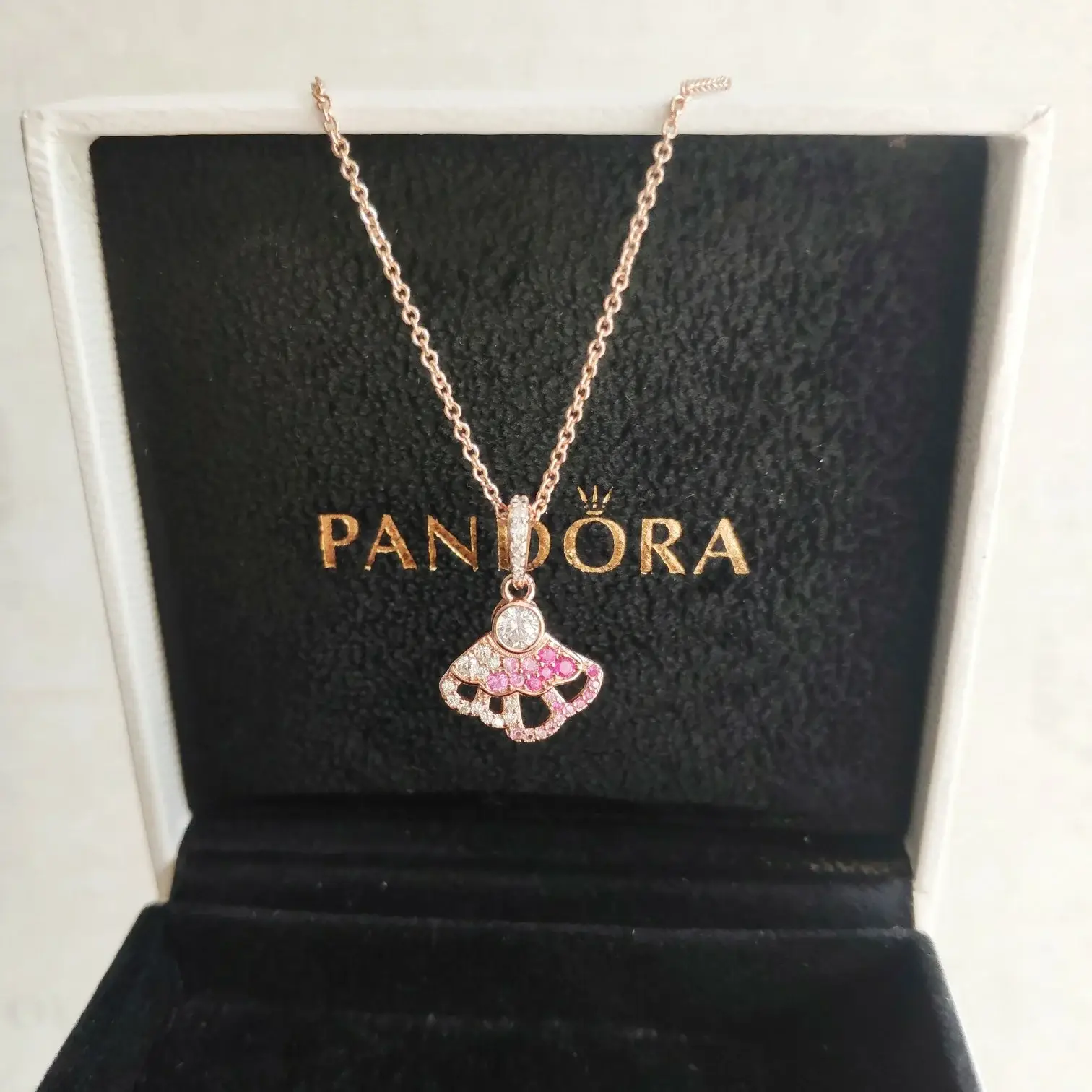 Pan women necklace 25 - image 3