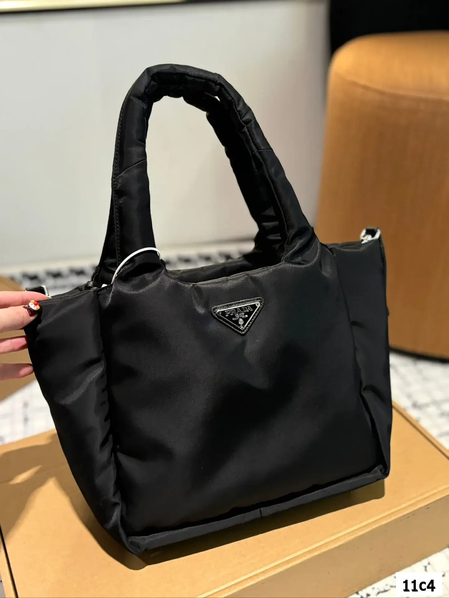 Pra new arrivla bucket tote bag size:30 * 26 cm - image 2