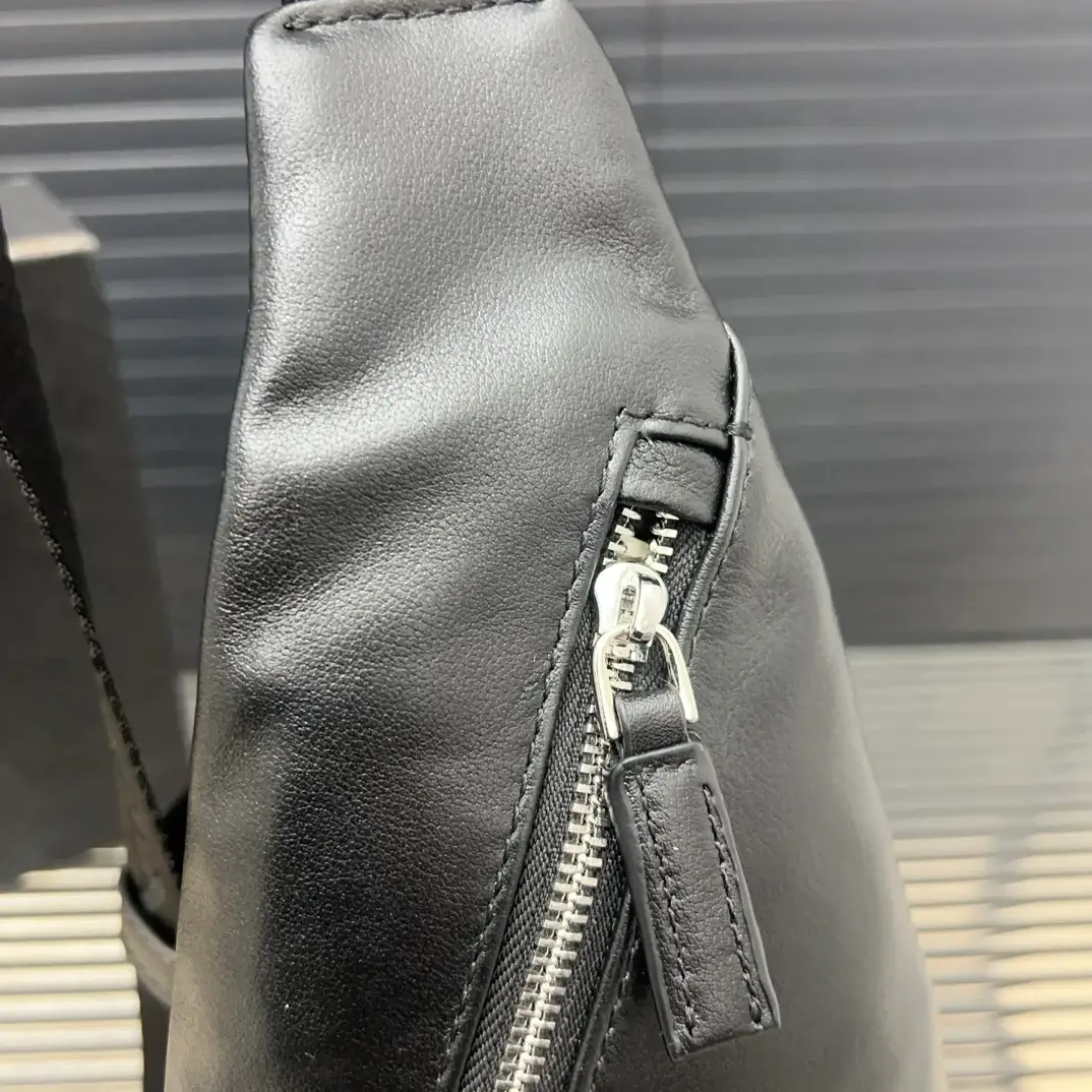 Pra new arrvial Cross men bag 002 size: 17*32 cm - image 2