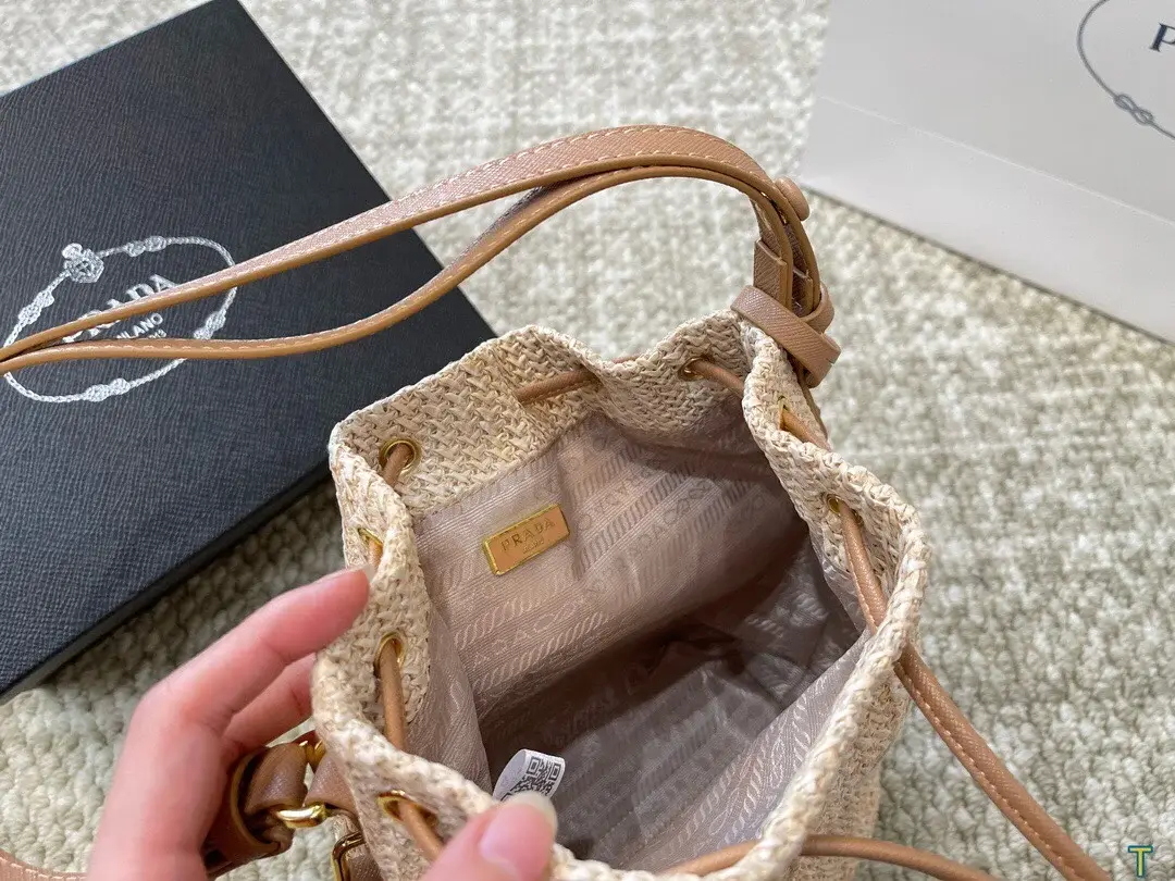 Pra nwe arrival bucket bag size: 18 * 22 cm - image 9