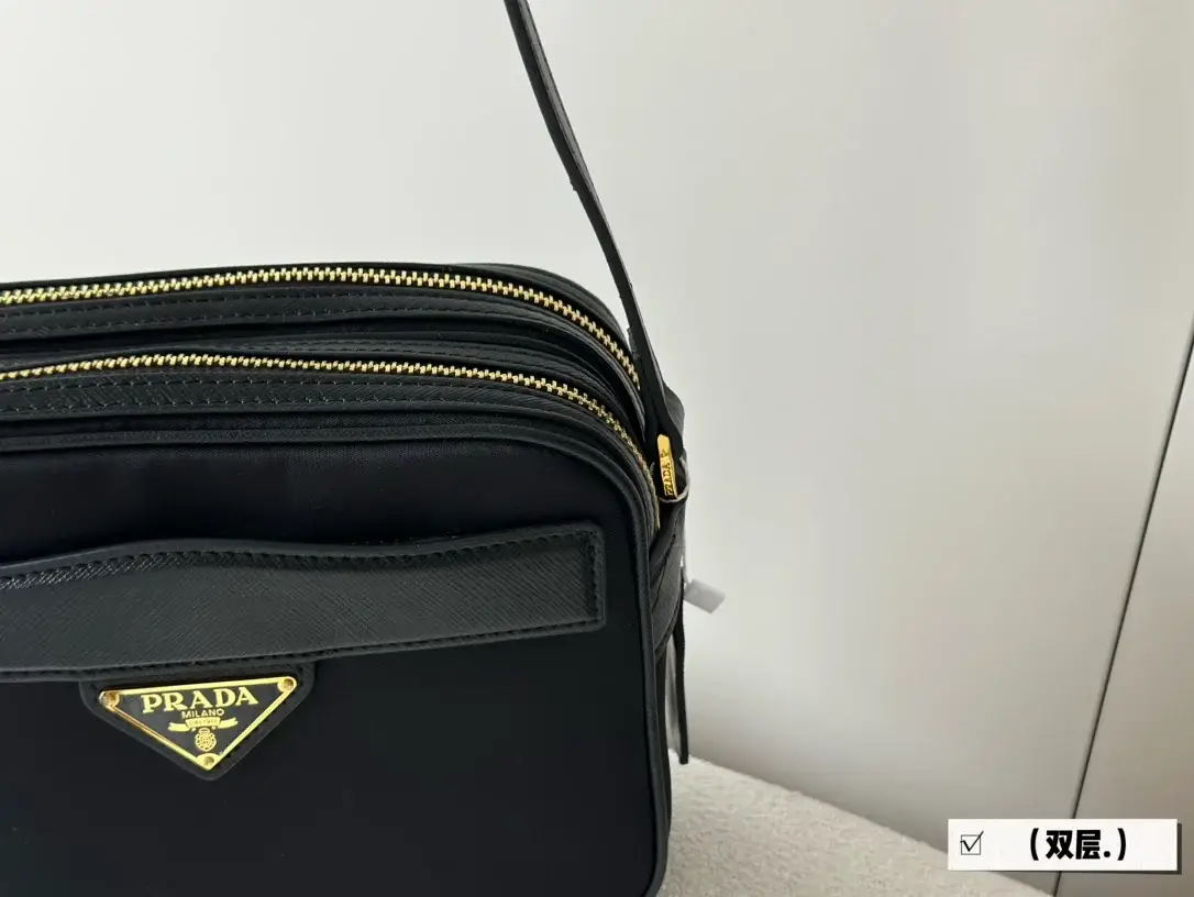 Prada odette new arrival camera bag size: 21 * 16cm - image 5