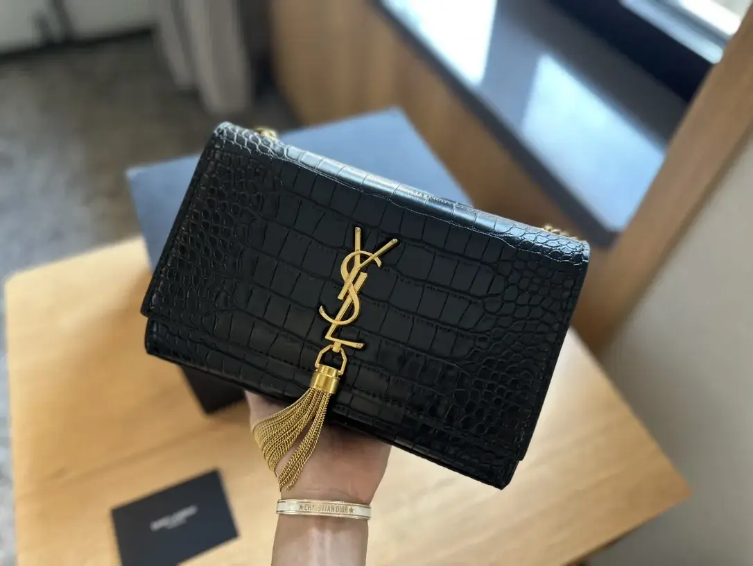 YSL Kate Woc monogram logo bag size 22×17cm - image 1