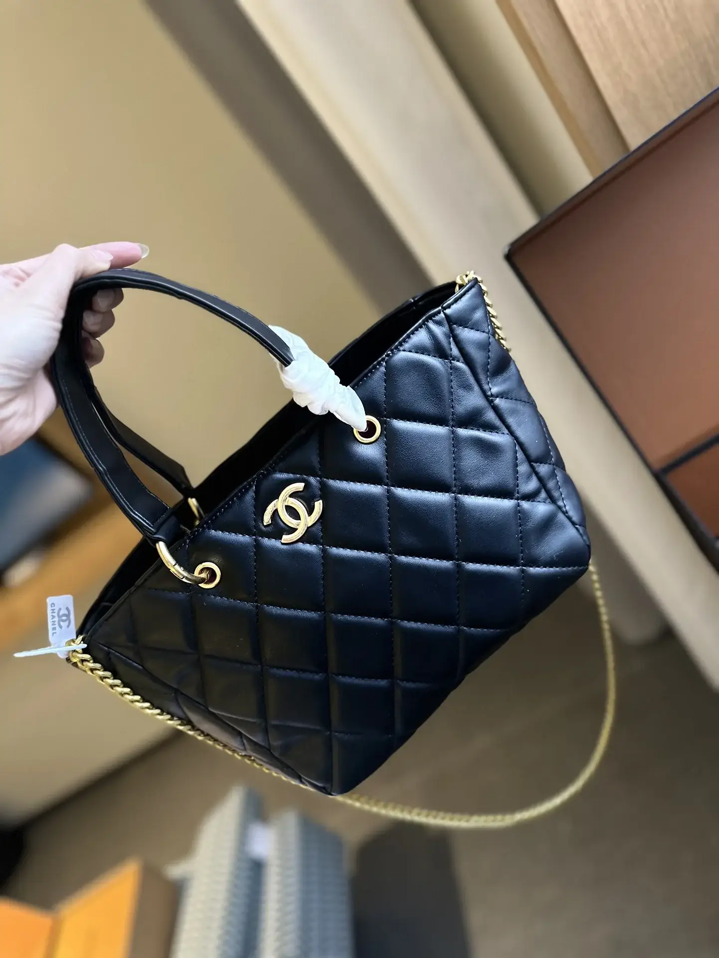 CC 23B new arrival tote bag size : 25 cm - image 14