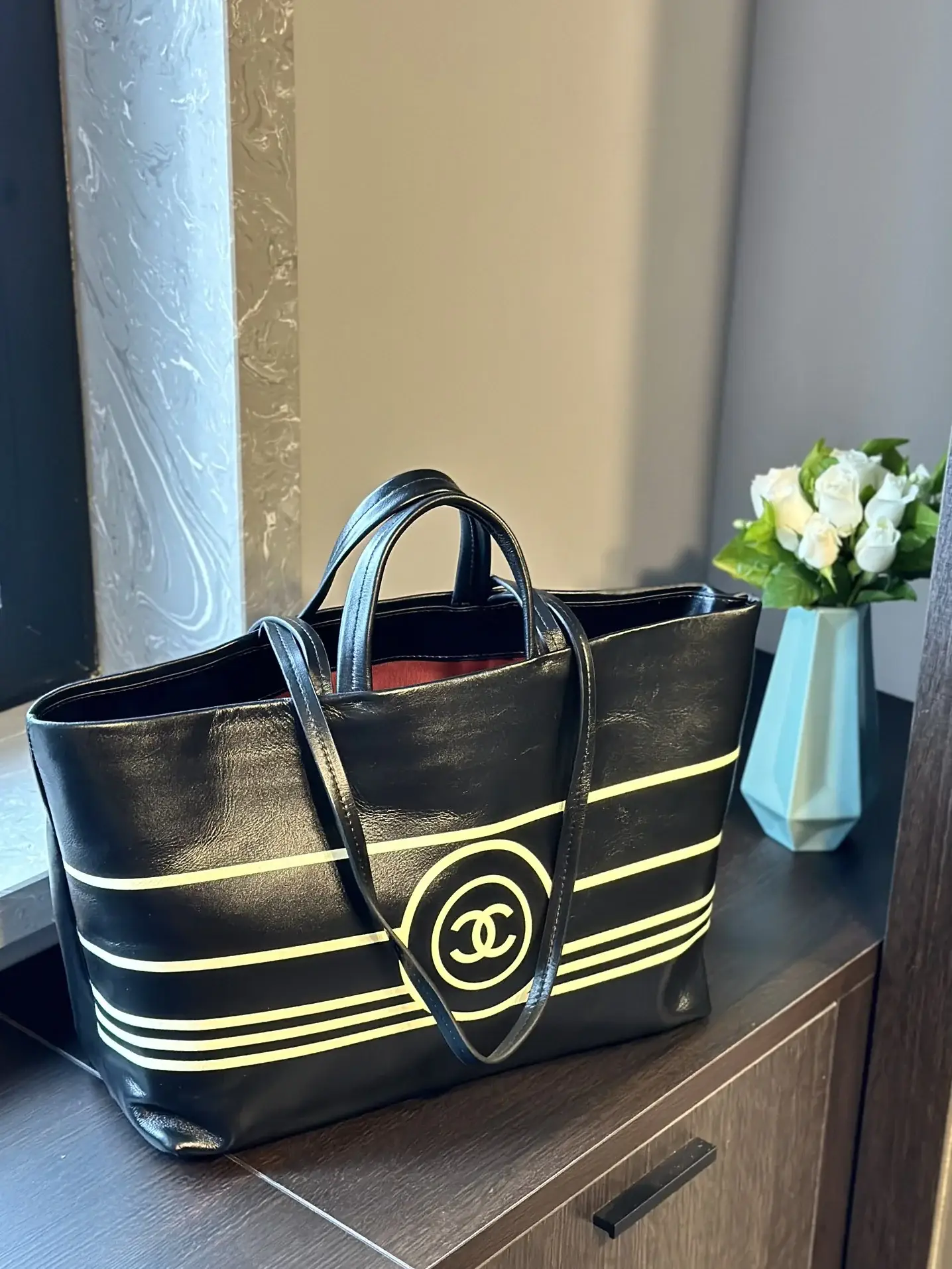 cc new arrival tote bag size: 38 * 27.5  cm - image 1