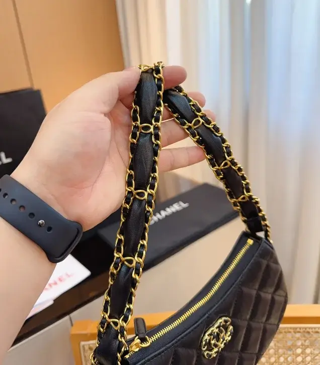 CC Hobo new arrival bag size :23*14cm - image 3