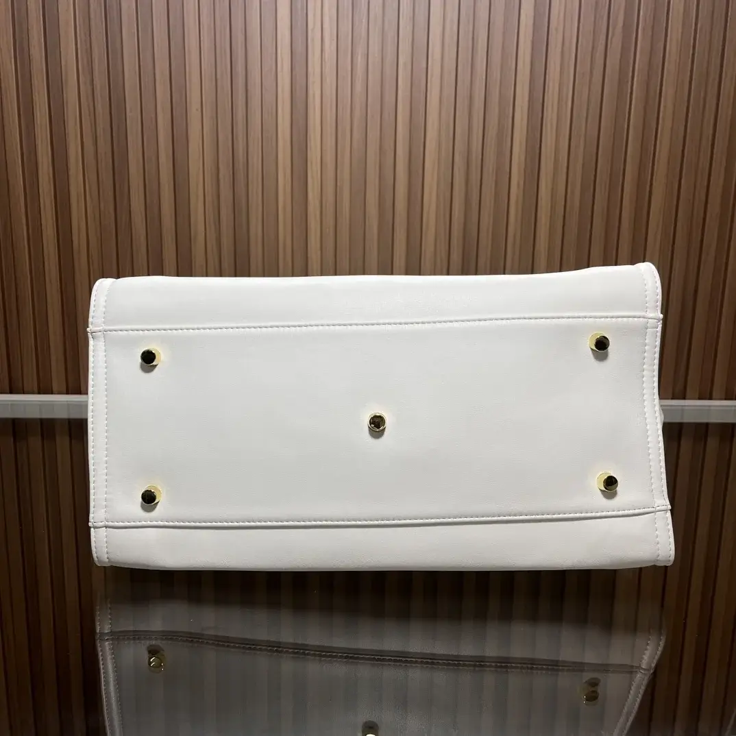 CC leather tote bag black/white size: 36.5/32/15 cm - image 11