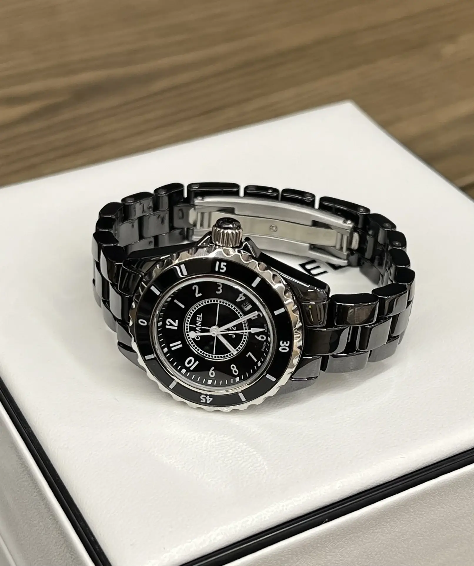 CC new arrival women watch 06 - image 7