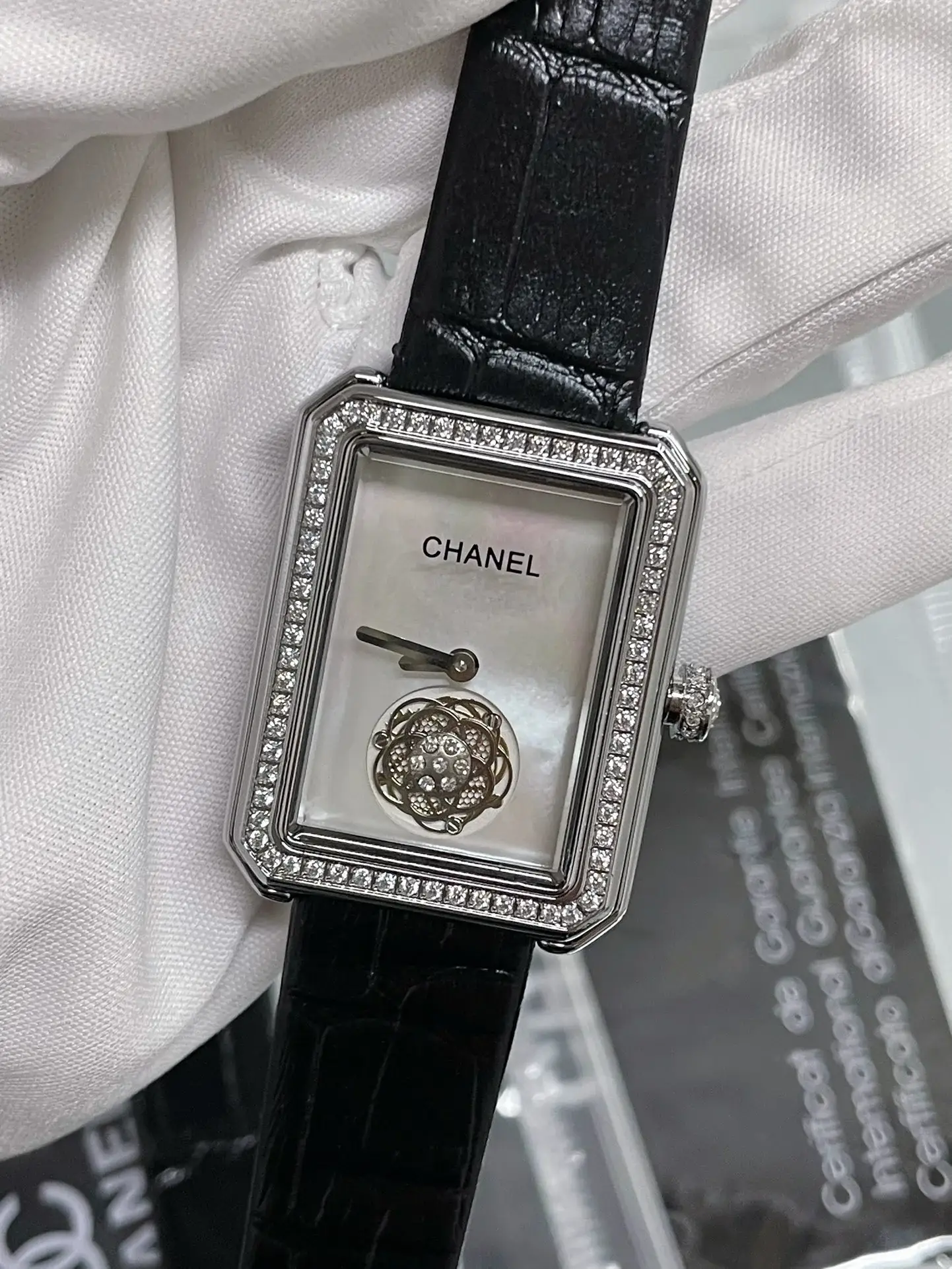CC PREMIèRE CAMéLIA SKELETON women watch 28mm*35mm*9mm - image 9