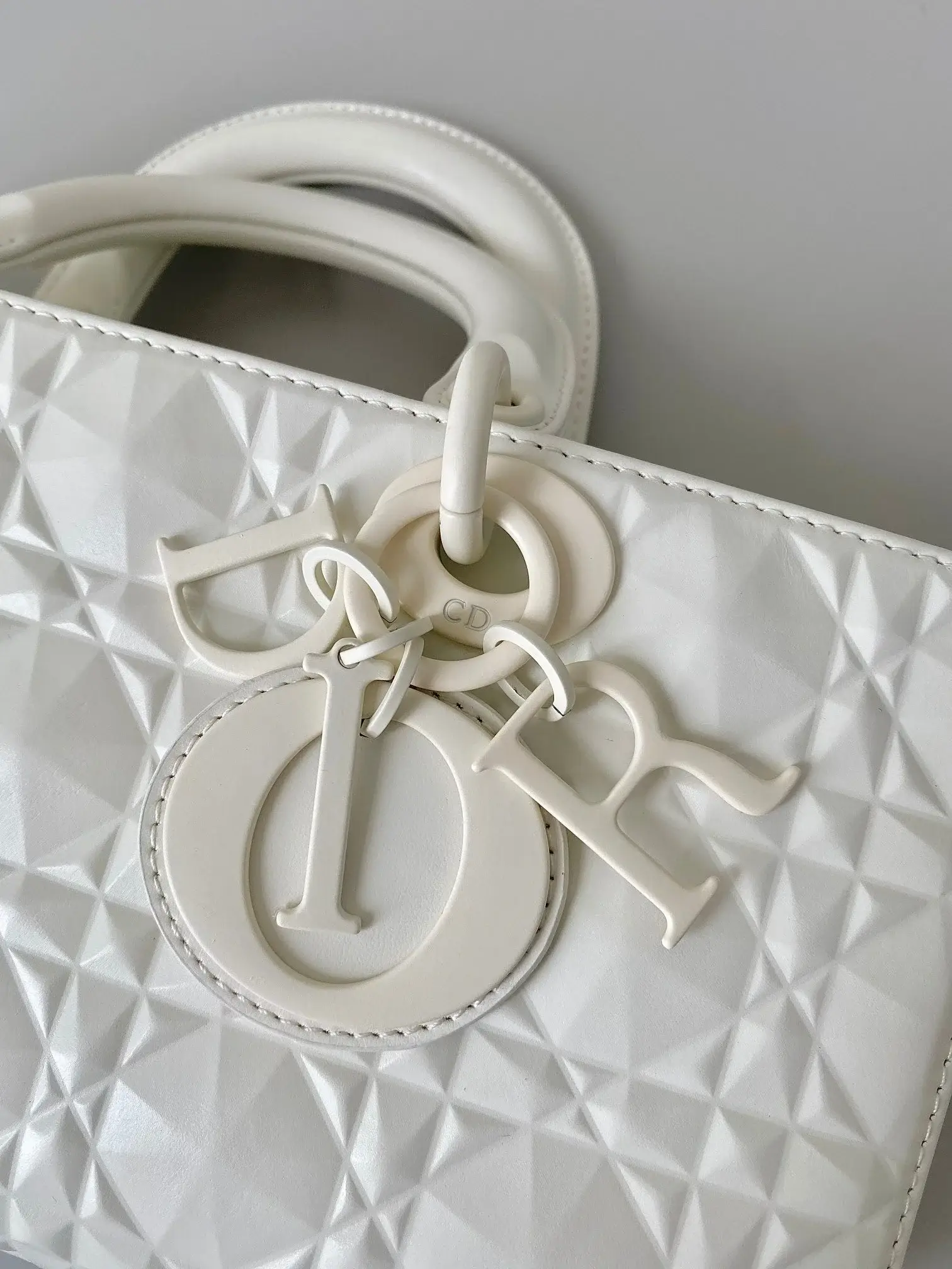 CD Lady D – Joy Bag - image 5
