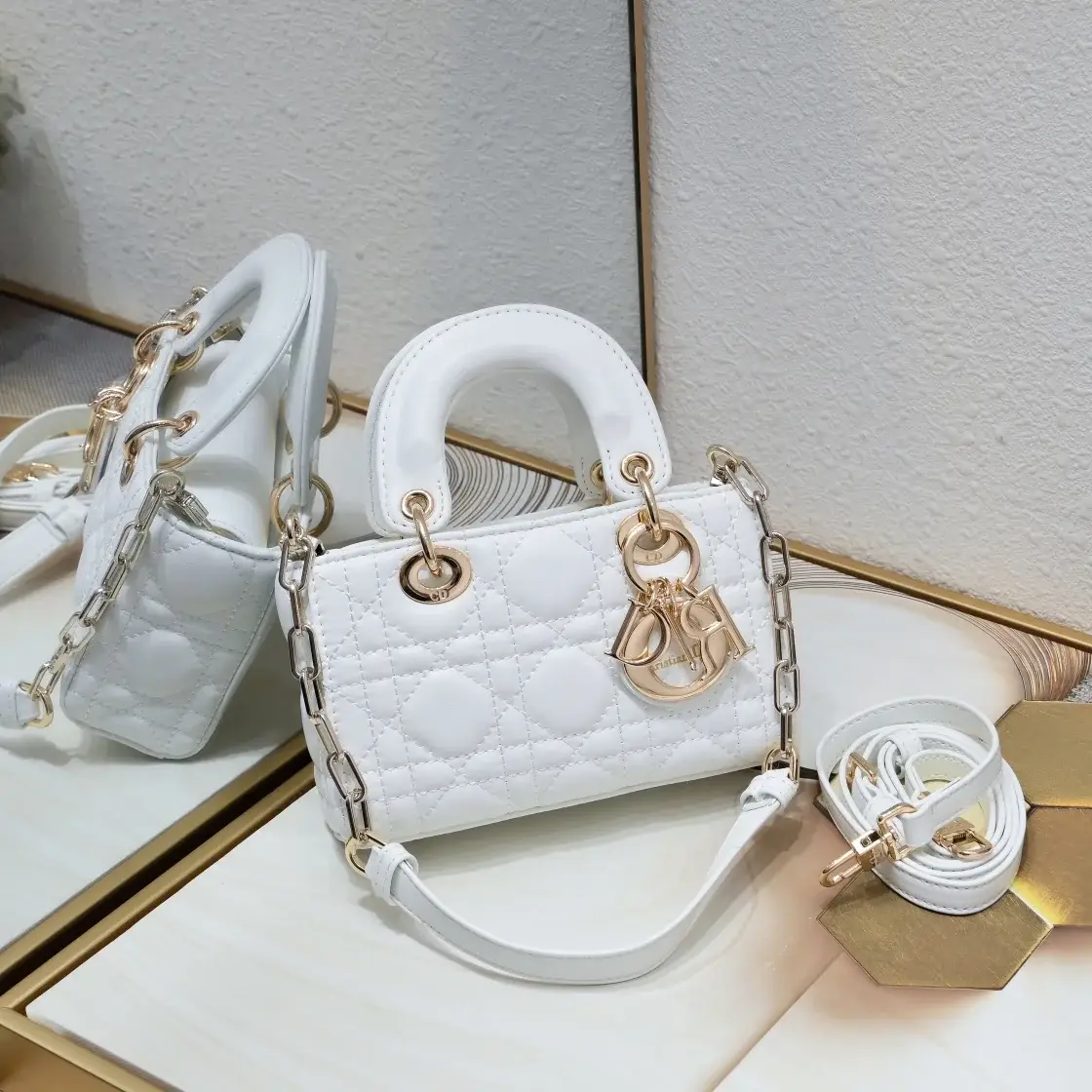 D new arrival D-Joy tote lady bag size；16*5.5*10 cm - image 13