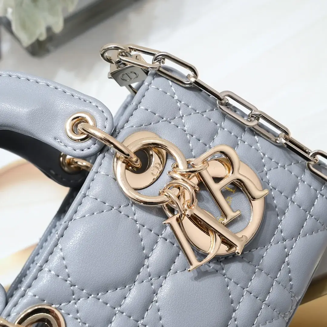 D new arrival D-Joy tote lady bag size；16*5.5*10 cm - image 14
