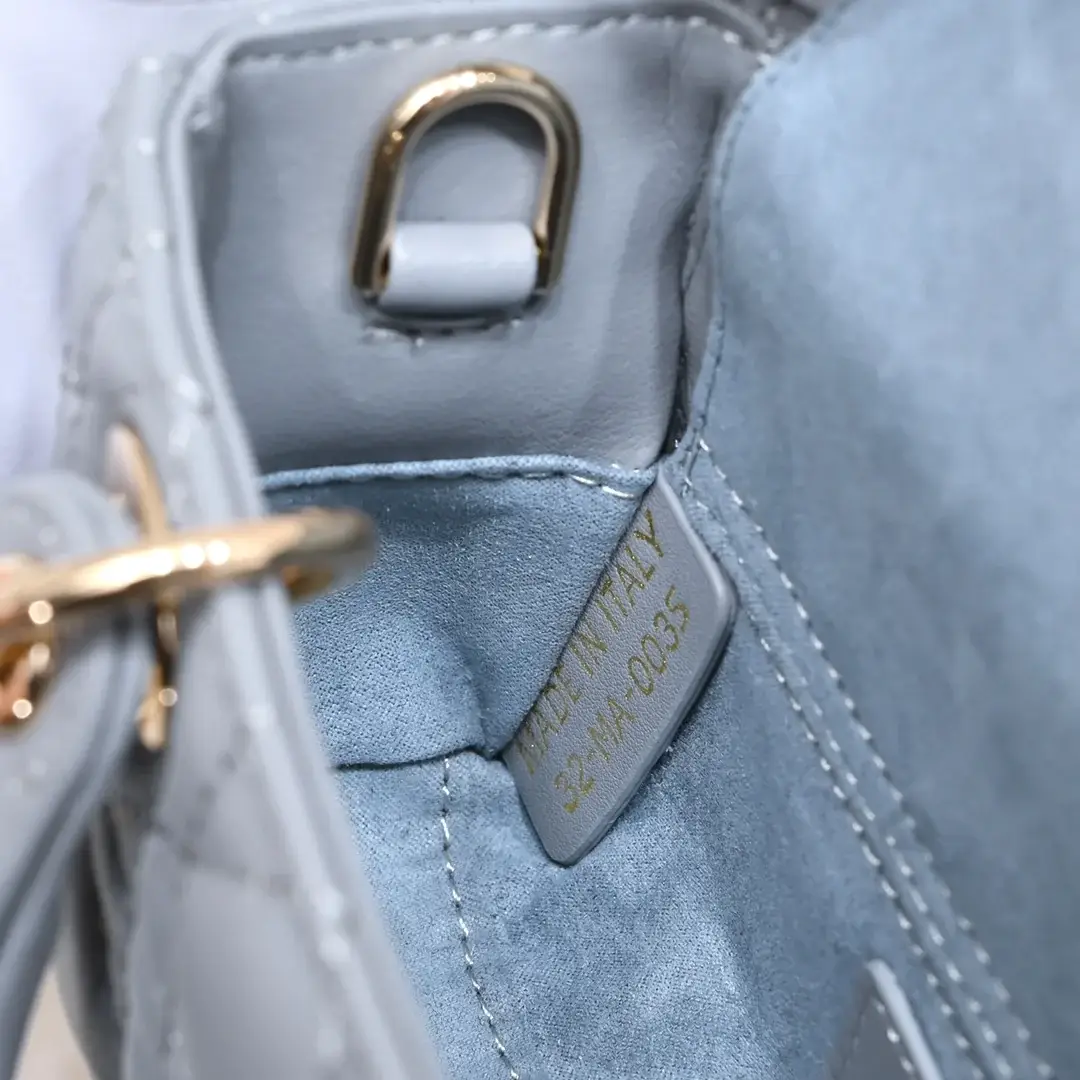 D new arrival D-Joy tote lady bag size；16*5.5*10 cm - image 5