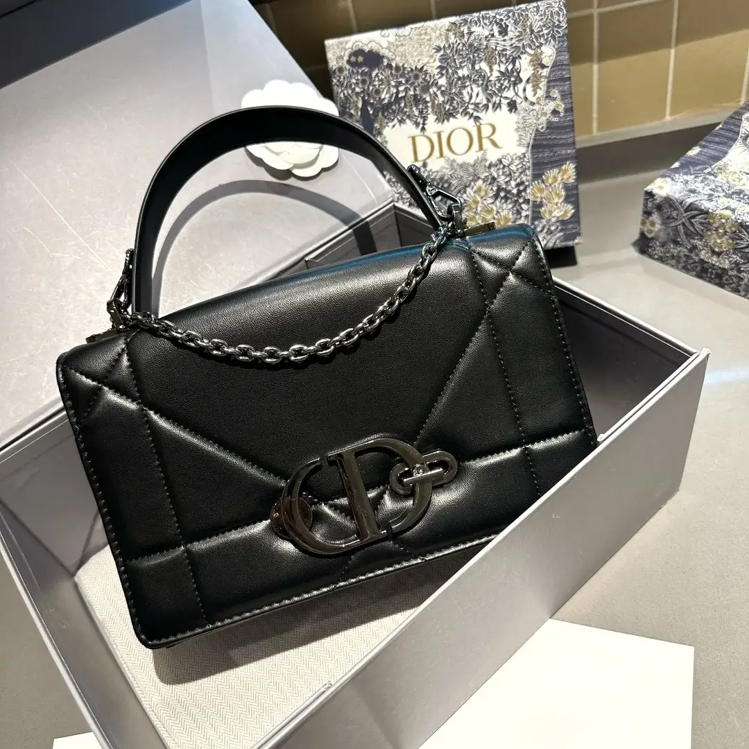 D new arrival MONTAIGNE bag size: 24 cm - image 8
