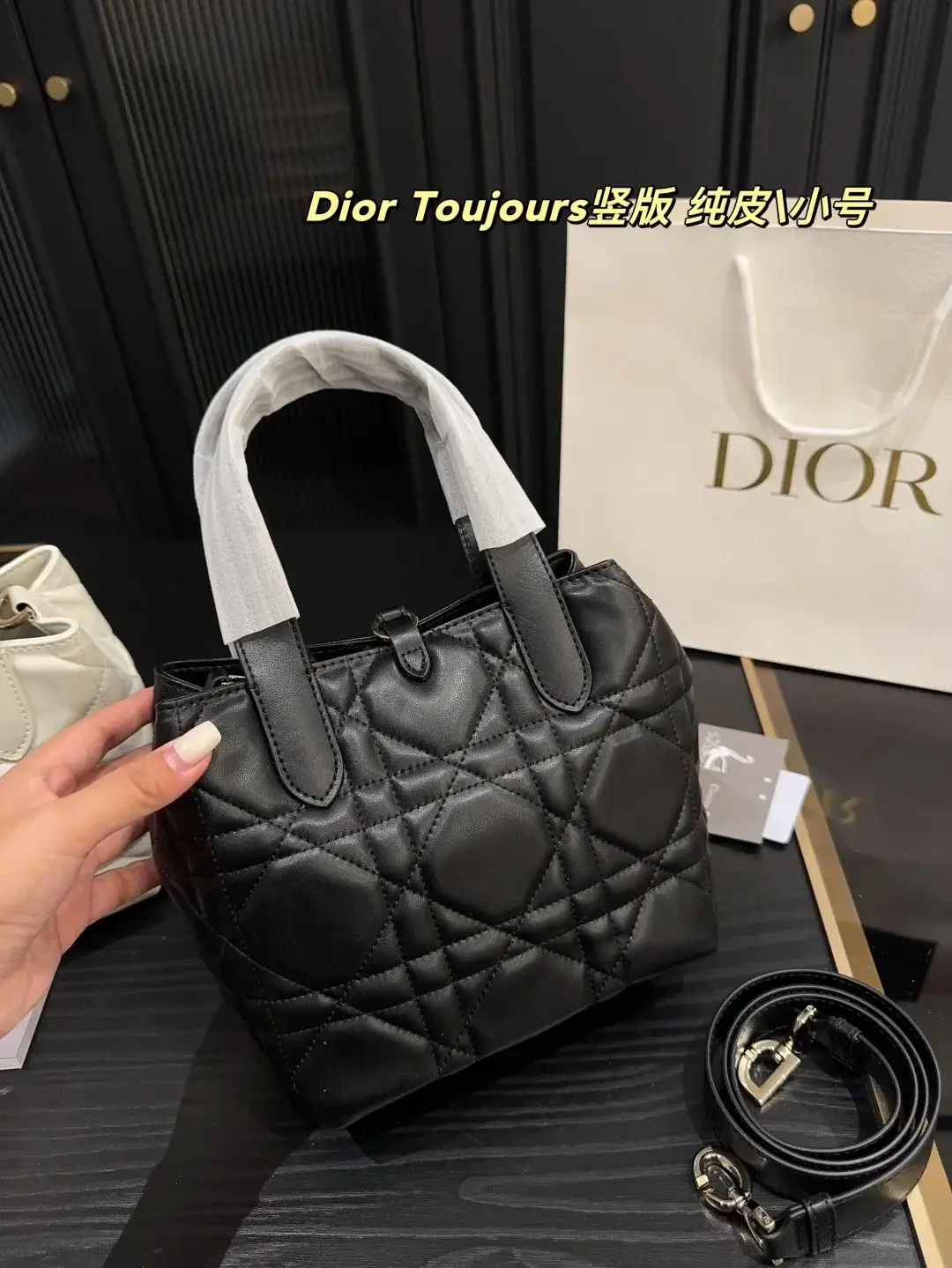D new arrival Toujours bag size: 17*18cm - image 9