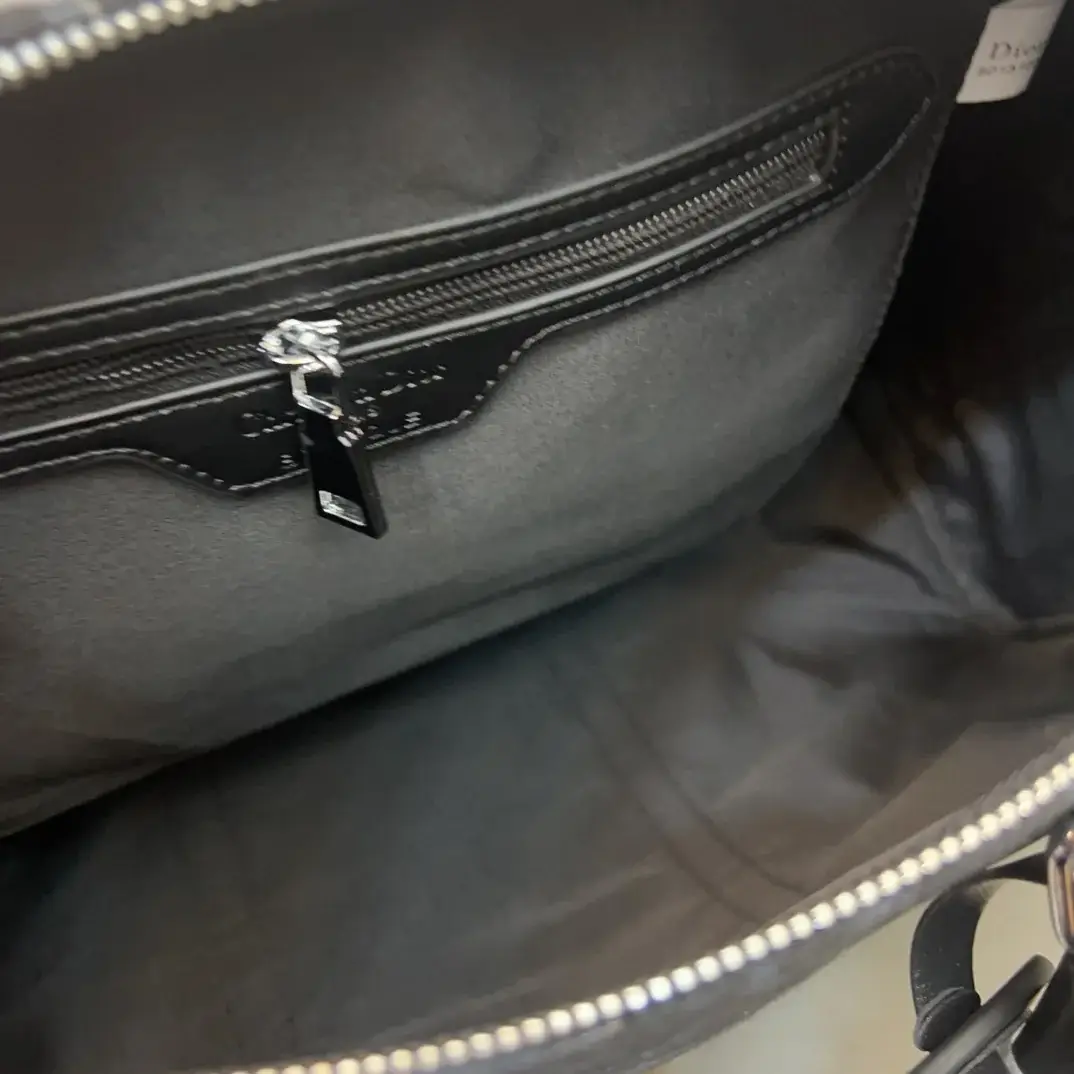 D new arrival traval bag size : 28 x 50 cm - image 4