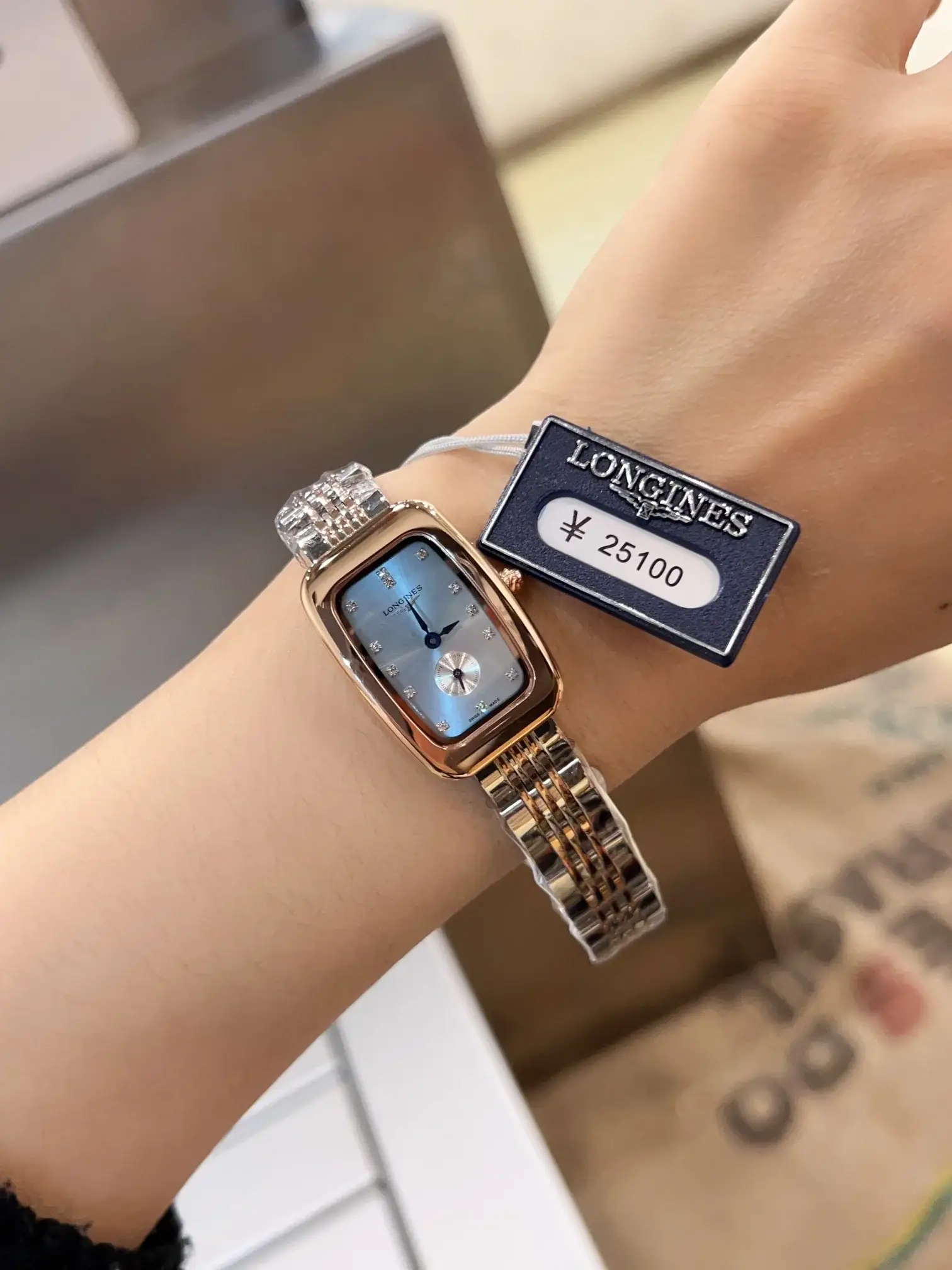 LONG new arrival women watches - image 9