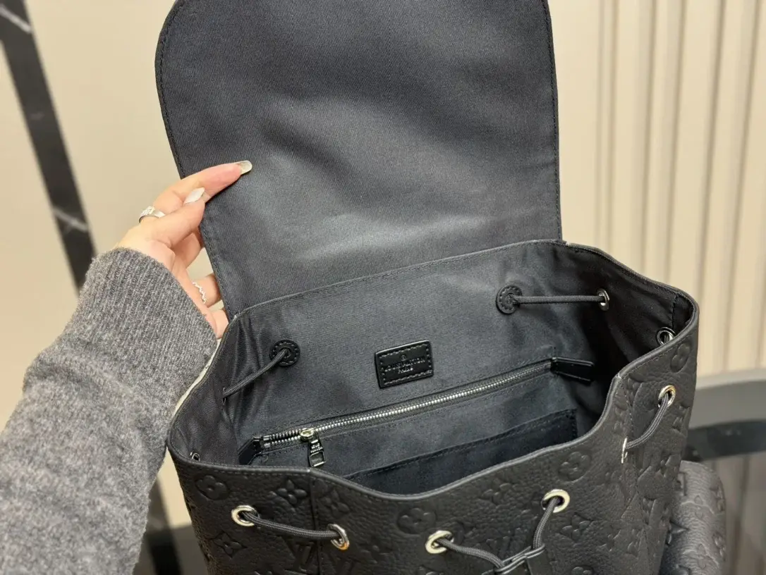 louis new arrival leather backpack bag size:33*43 cm - image 4