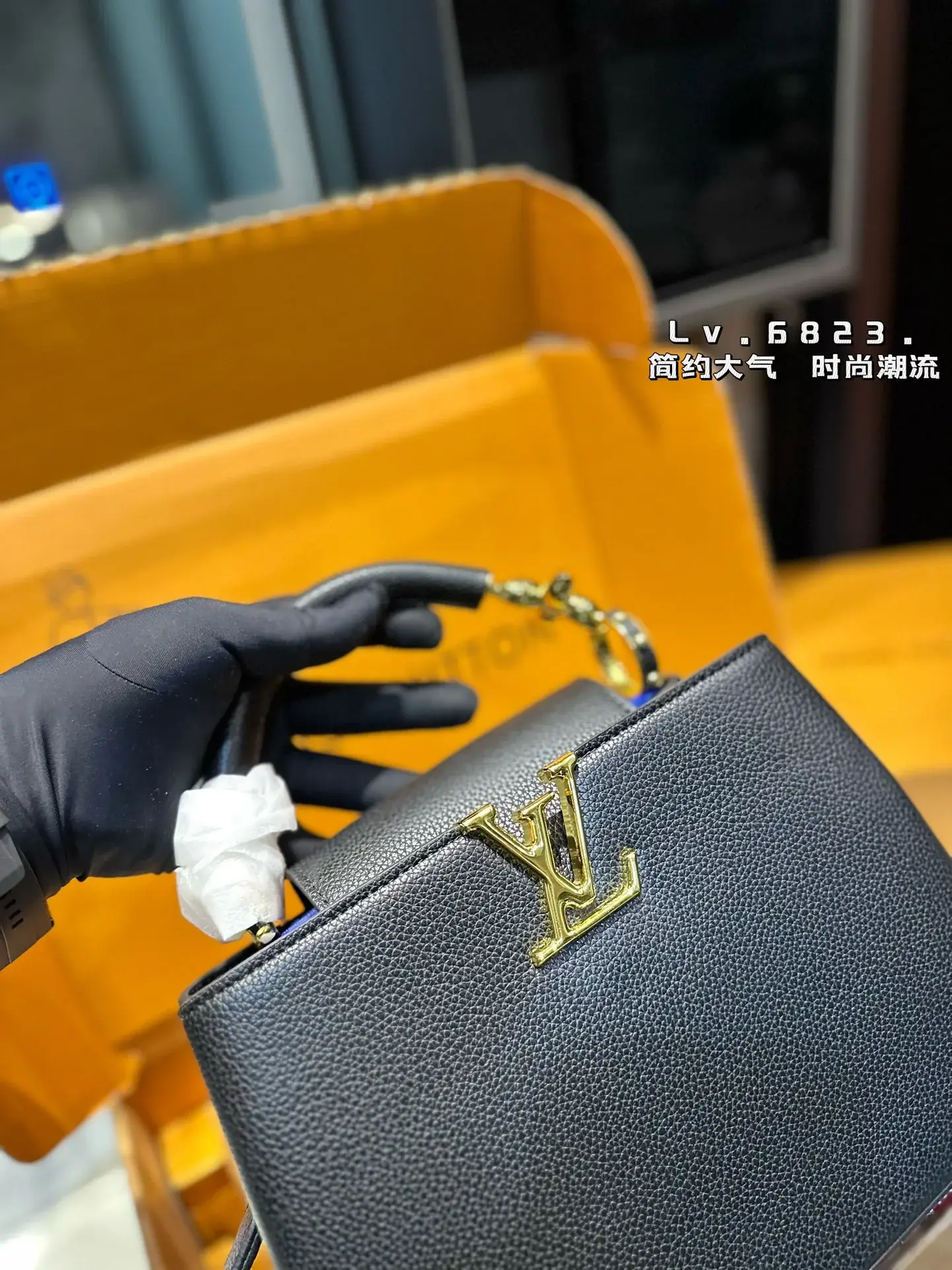 Louis new arrival Capucines monogram bag - image 6