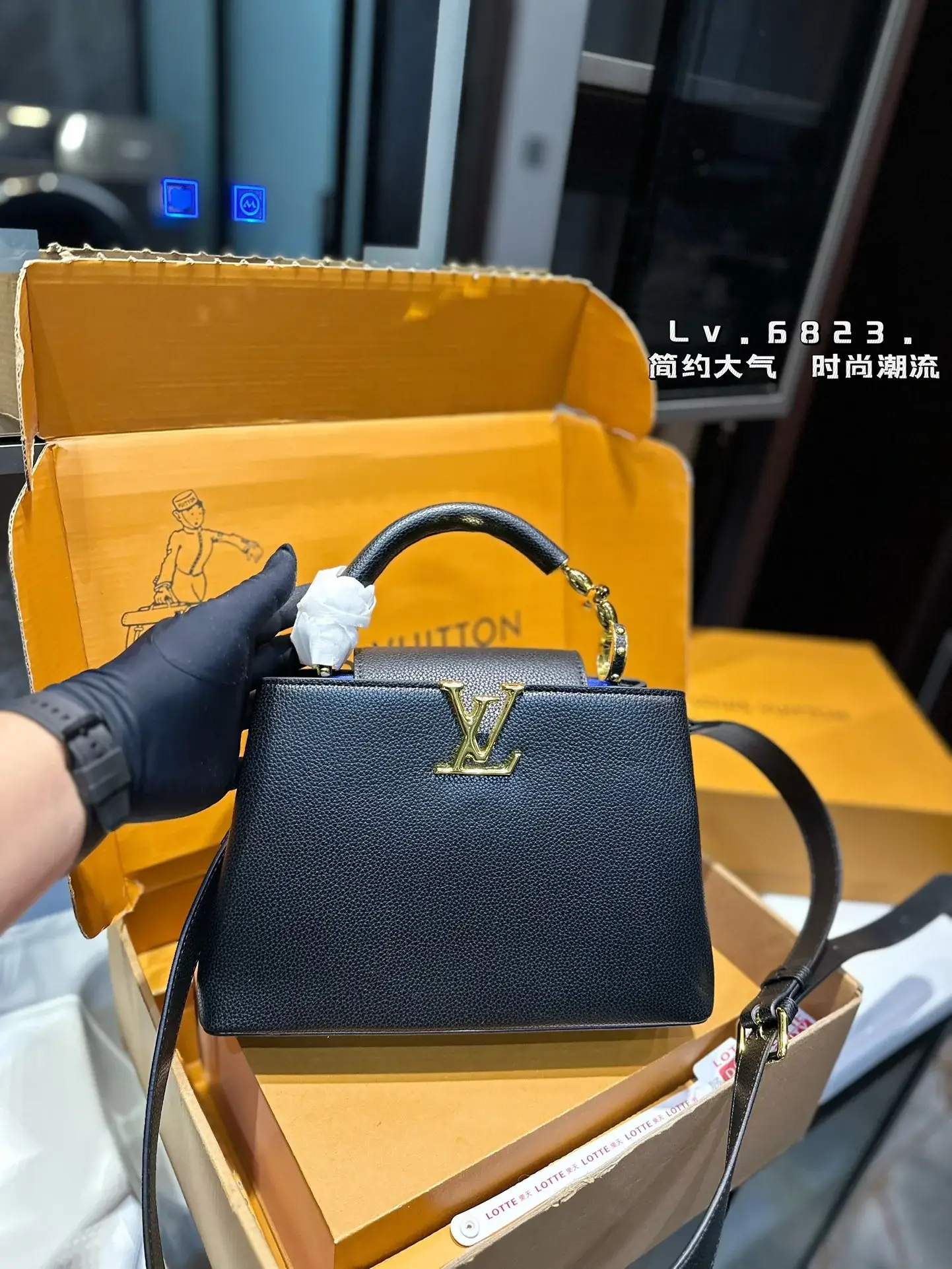 Louis new arrival Capucines monogram bag - image 7