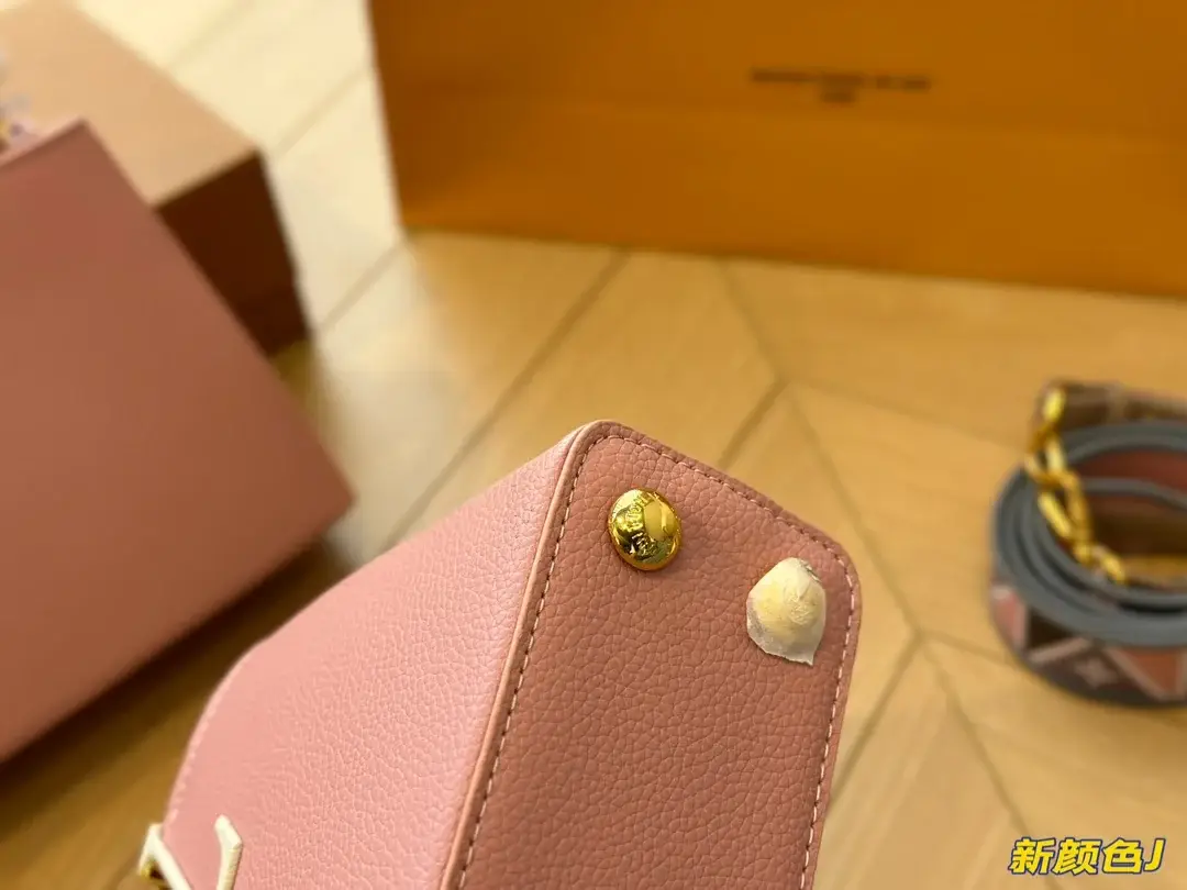 Louis new arrival Capucines monogram bag - image 7