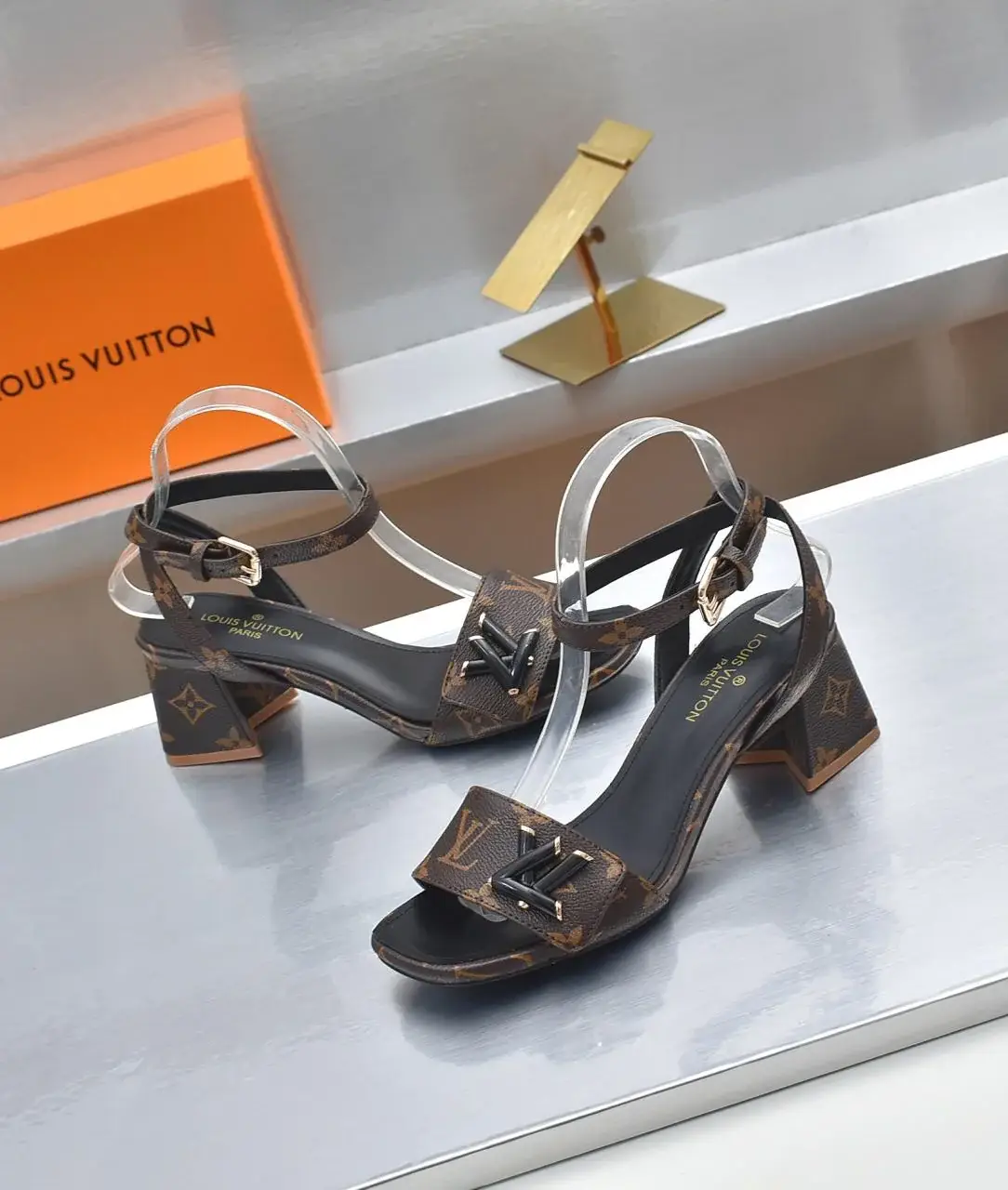 Louis new arrival summer shoes heels 6cm - image 5