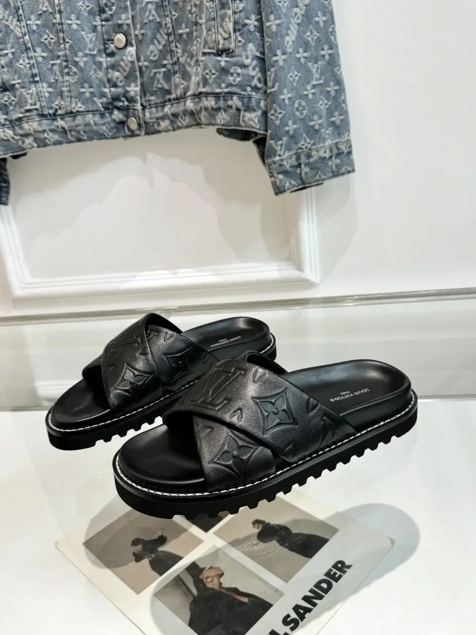 Louis new arrival summer slippers men women - image 10