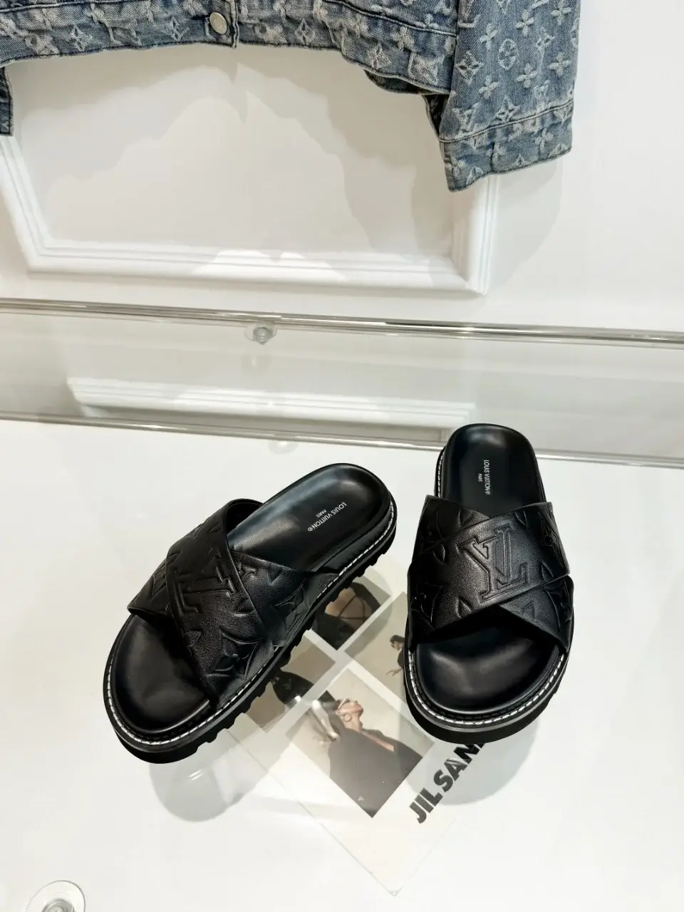 Louis new arrival summer slippers men women - image 14