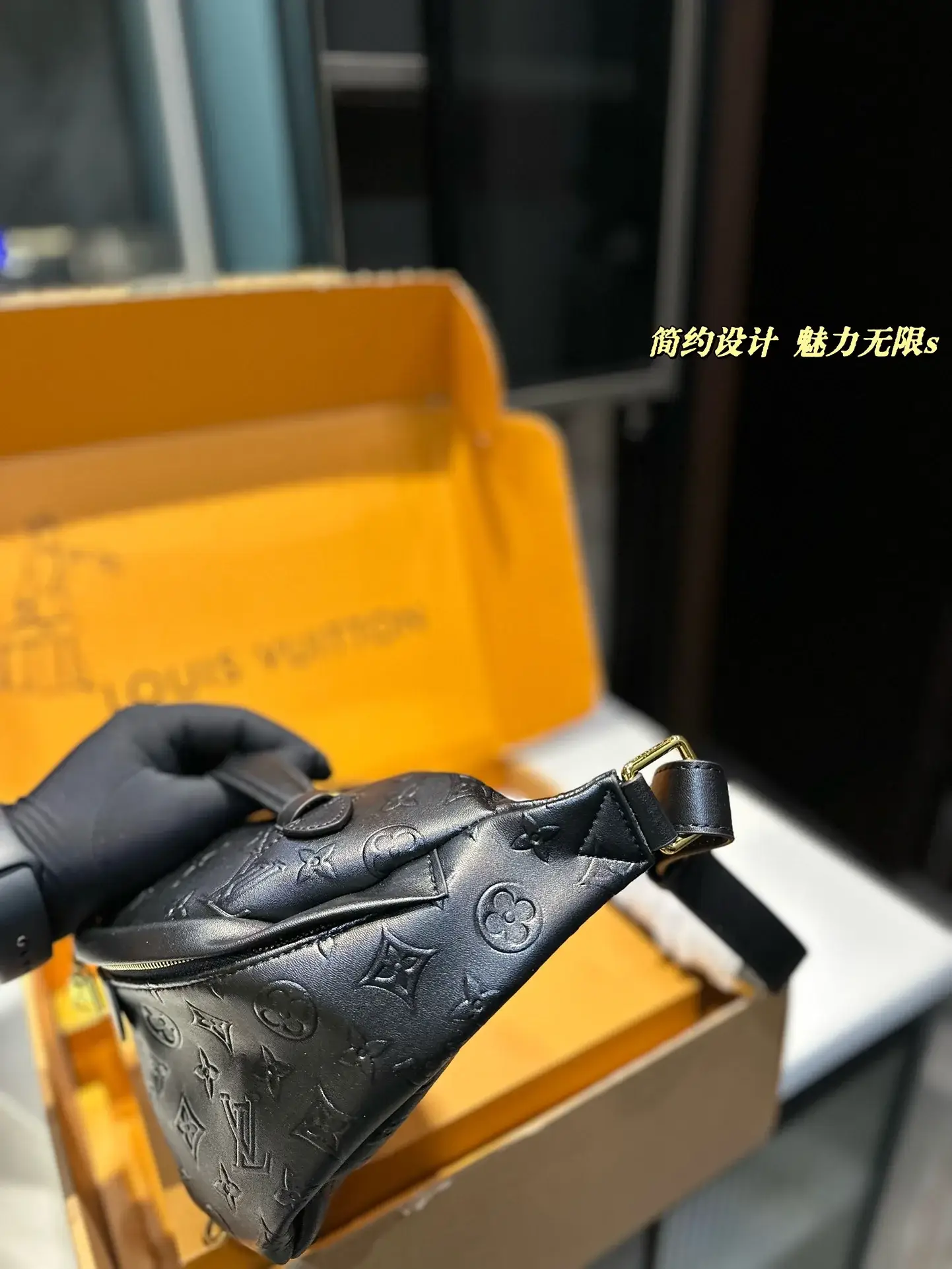 Louis new arrival waist bag - image 7
