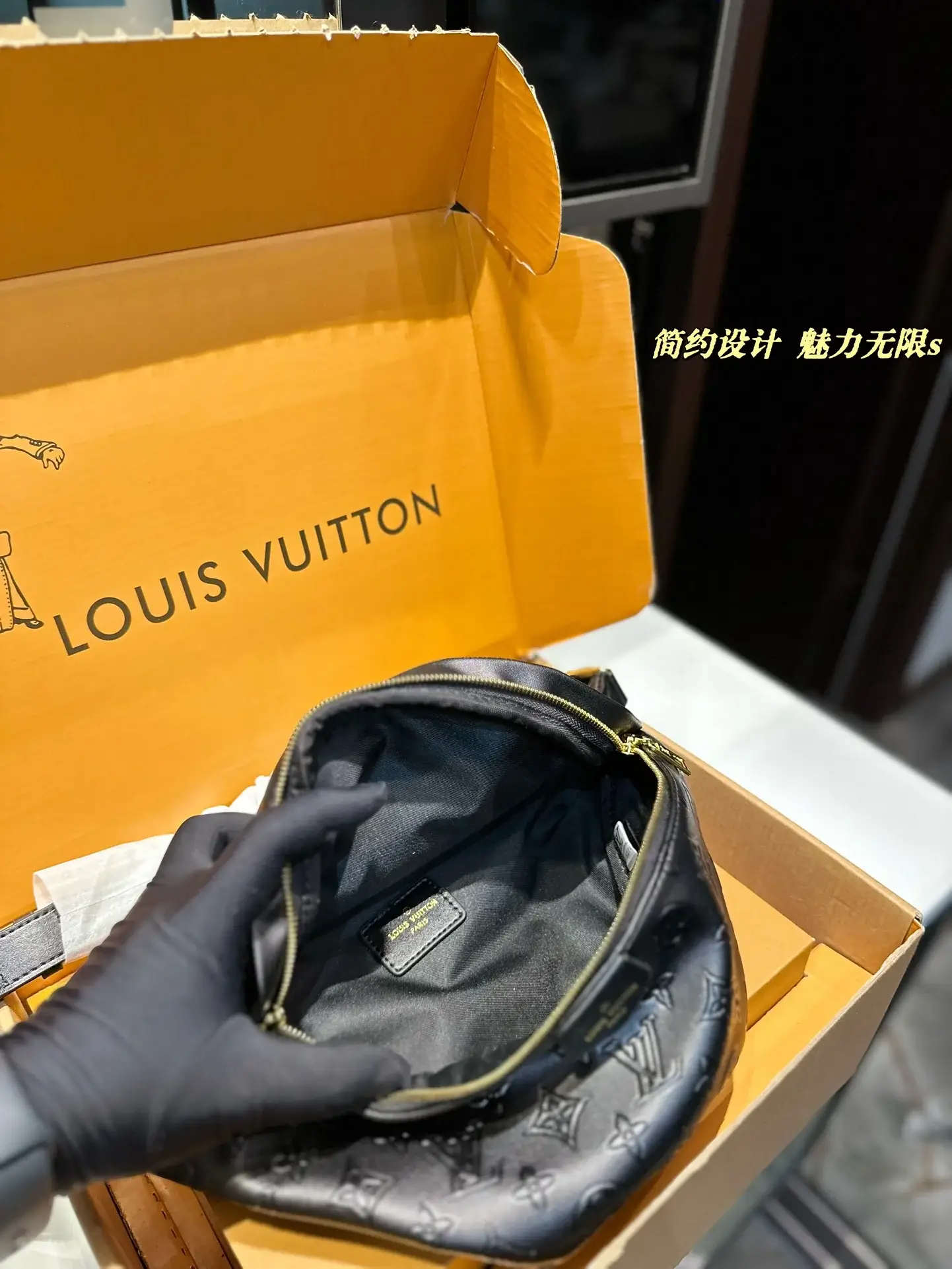 Louis new arrival waist bag - image 8