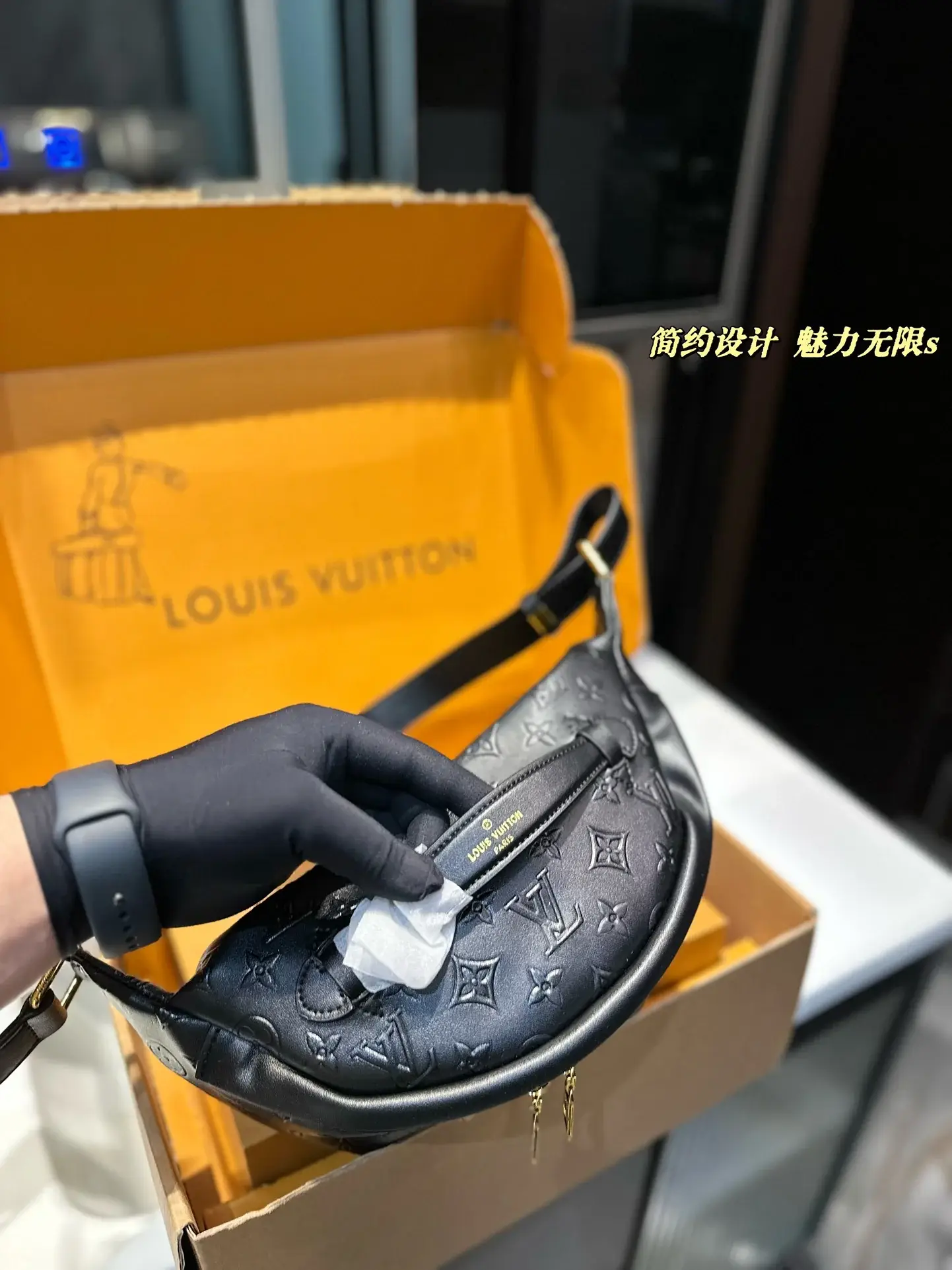 Louis new arrival waist bag - image 9